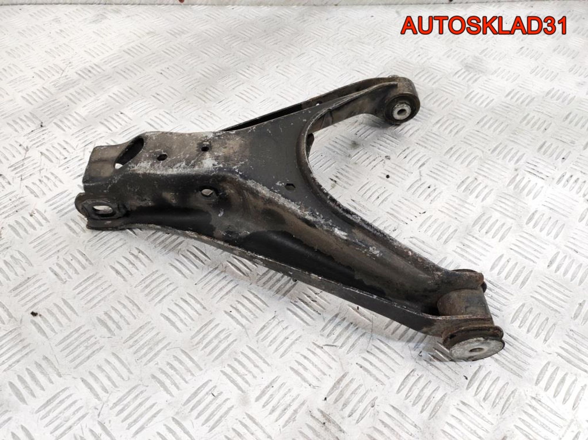 Рычаг задний нижний левый VW Passat B5 4B0505311, 900 рублей, Дубовое