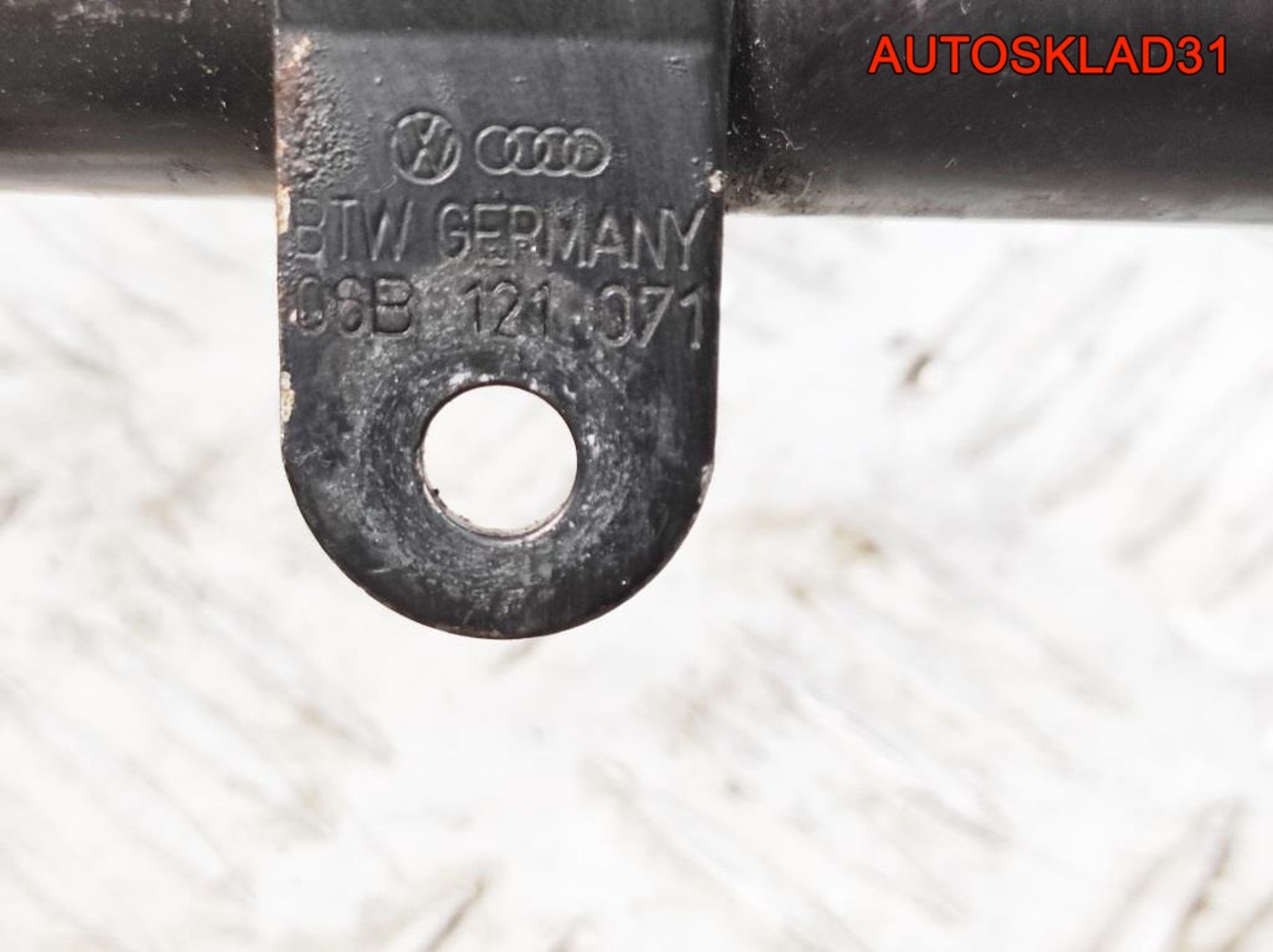 Трубка охлаждающей жидкости VW Passat B5 1,6 AHL Бензин 06B121071, 1000 рублей, Дубовое