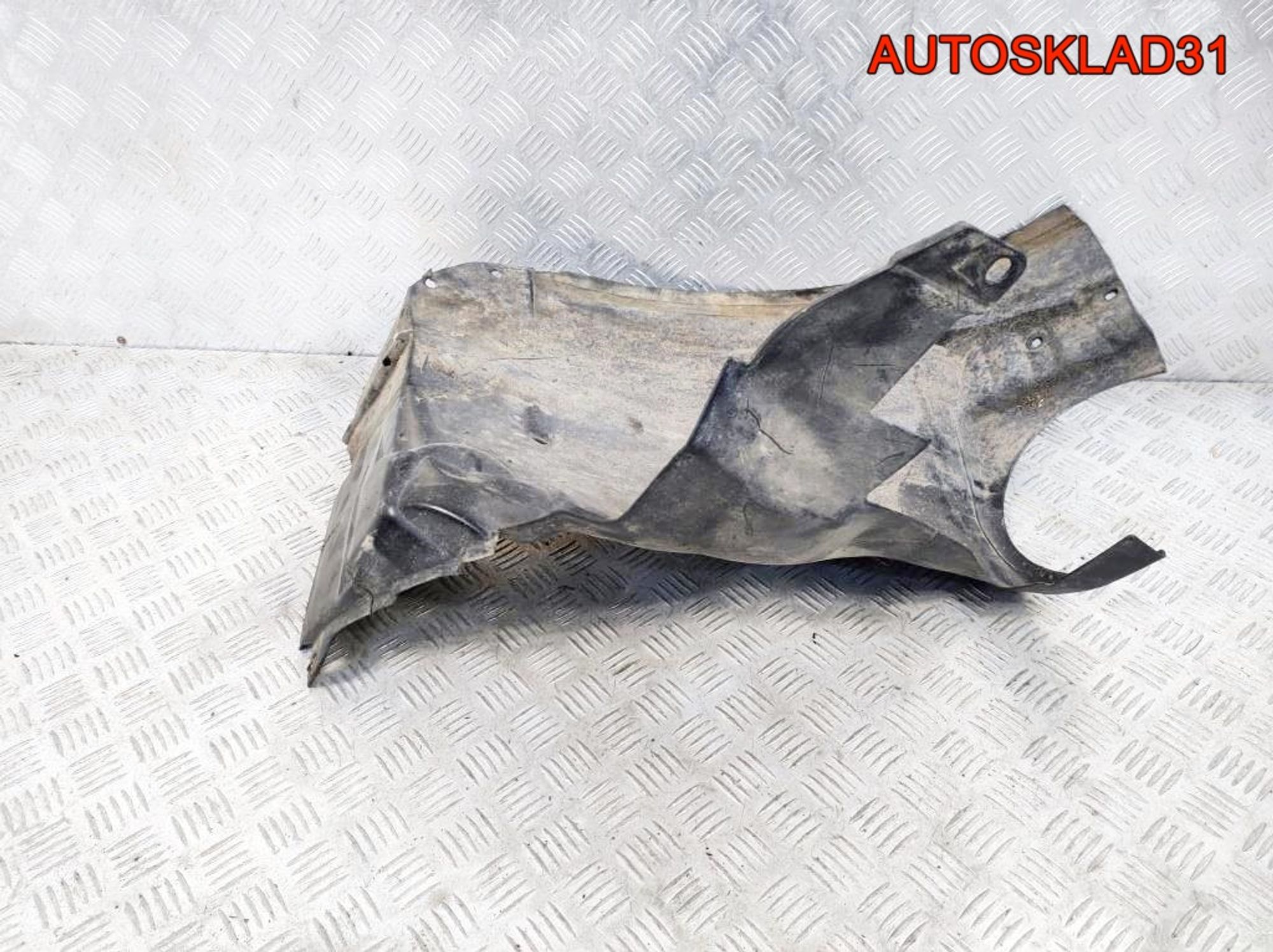 Локер передний правый Mercedes W203 A2038841222, 900 рублей, Дубовое