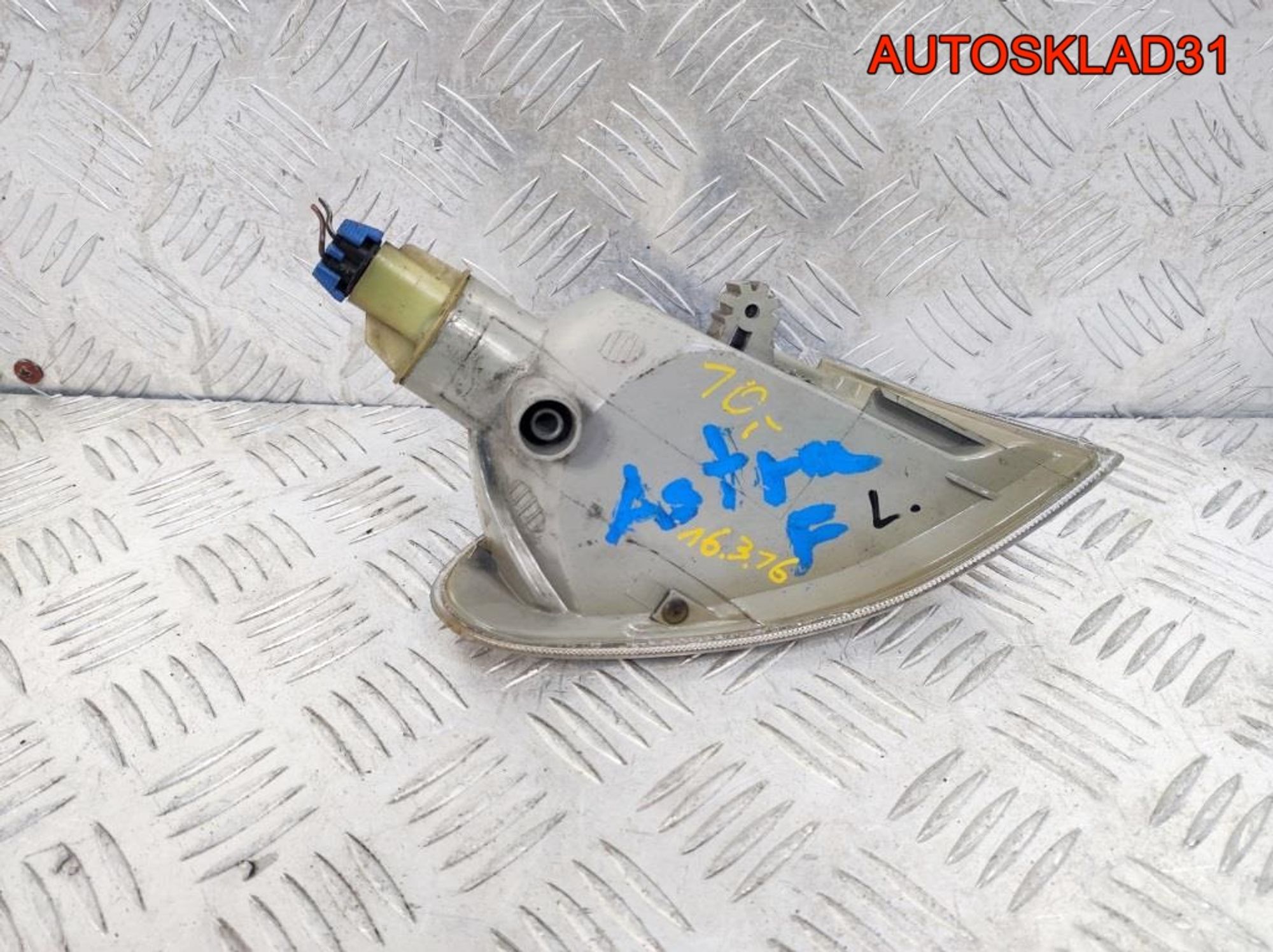 Указатель поворота левый Opel Astra F 1226149, 500 рублей, Дубовое