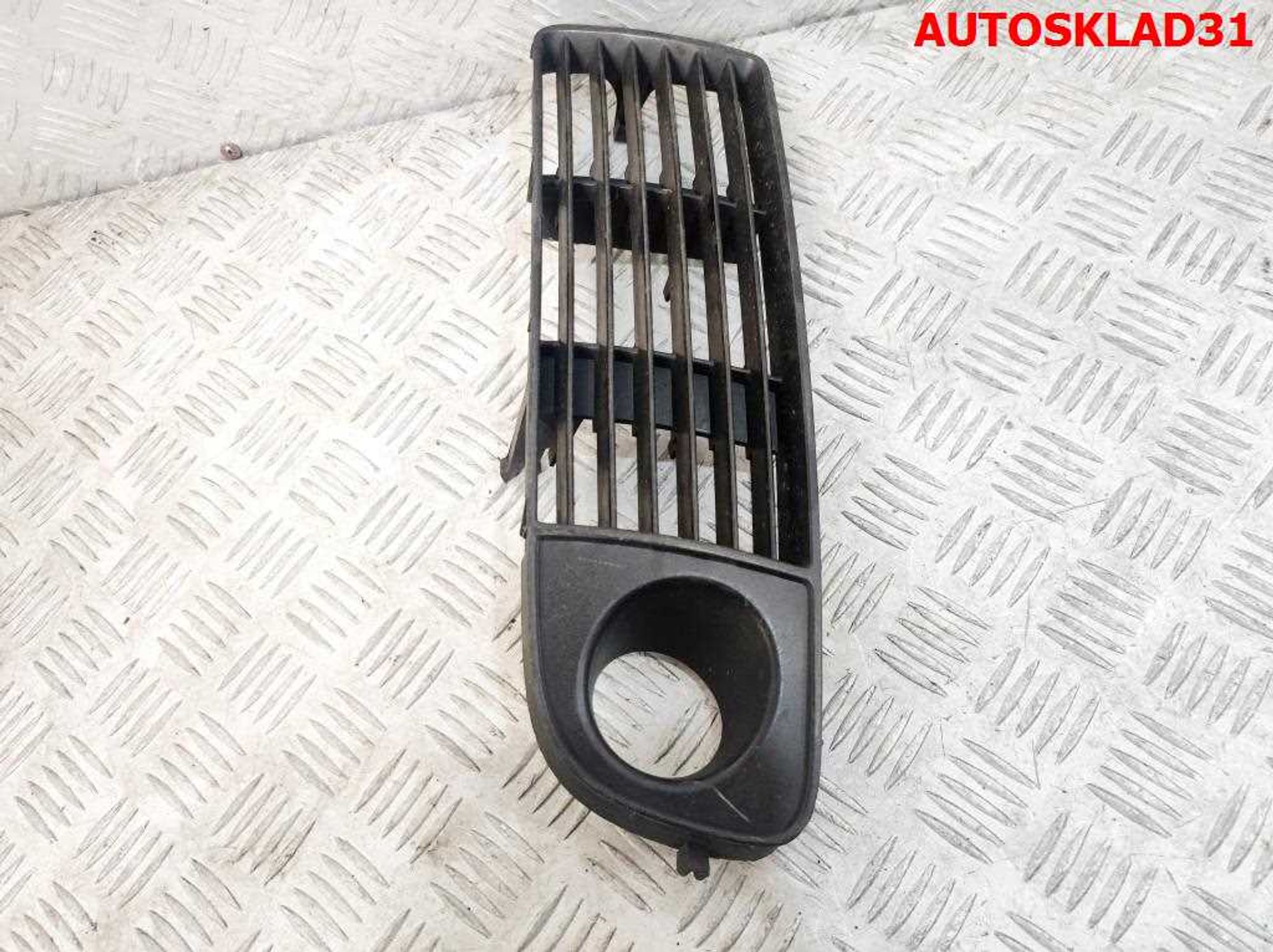 Решетка в бампер левая  Audi A6 C5 4B0807681G Дорест, 2500 рублей, Дубовое