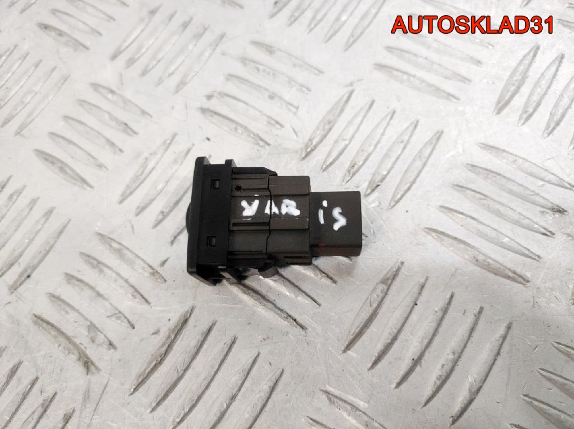 Кнопка корректора фар Toyota Yaris 2 841520D030, 300 рублей, Дубовое