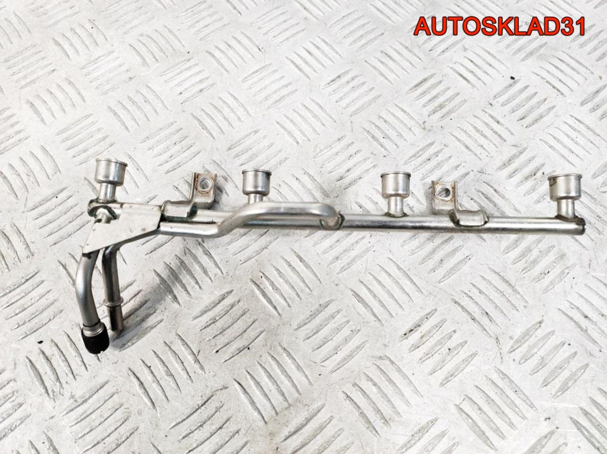 Рейка топливная Opel Astra G 1,6 Z16SE Бензин, 900 рублей, Дубовое