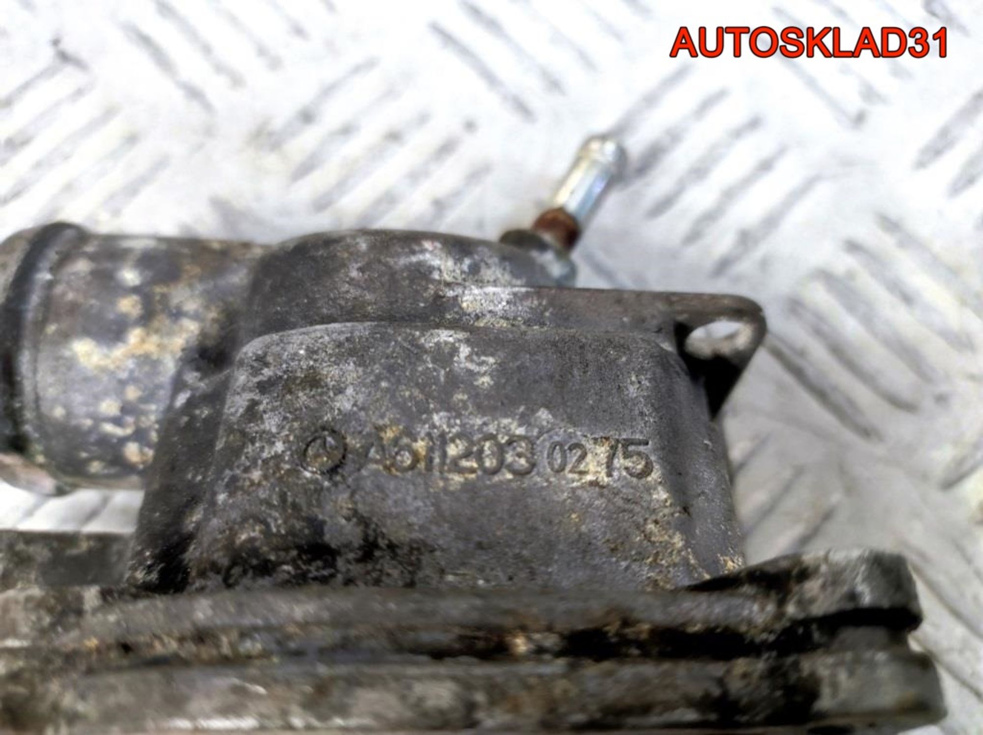 Корпус термостата Mercedes W203 OM 611 A6112030275, 1300 рублей, Дубовое
