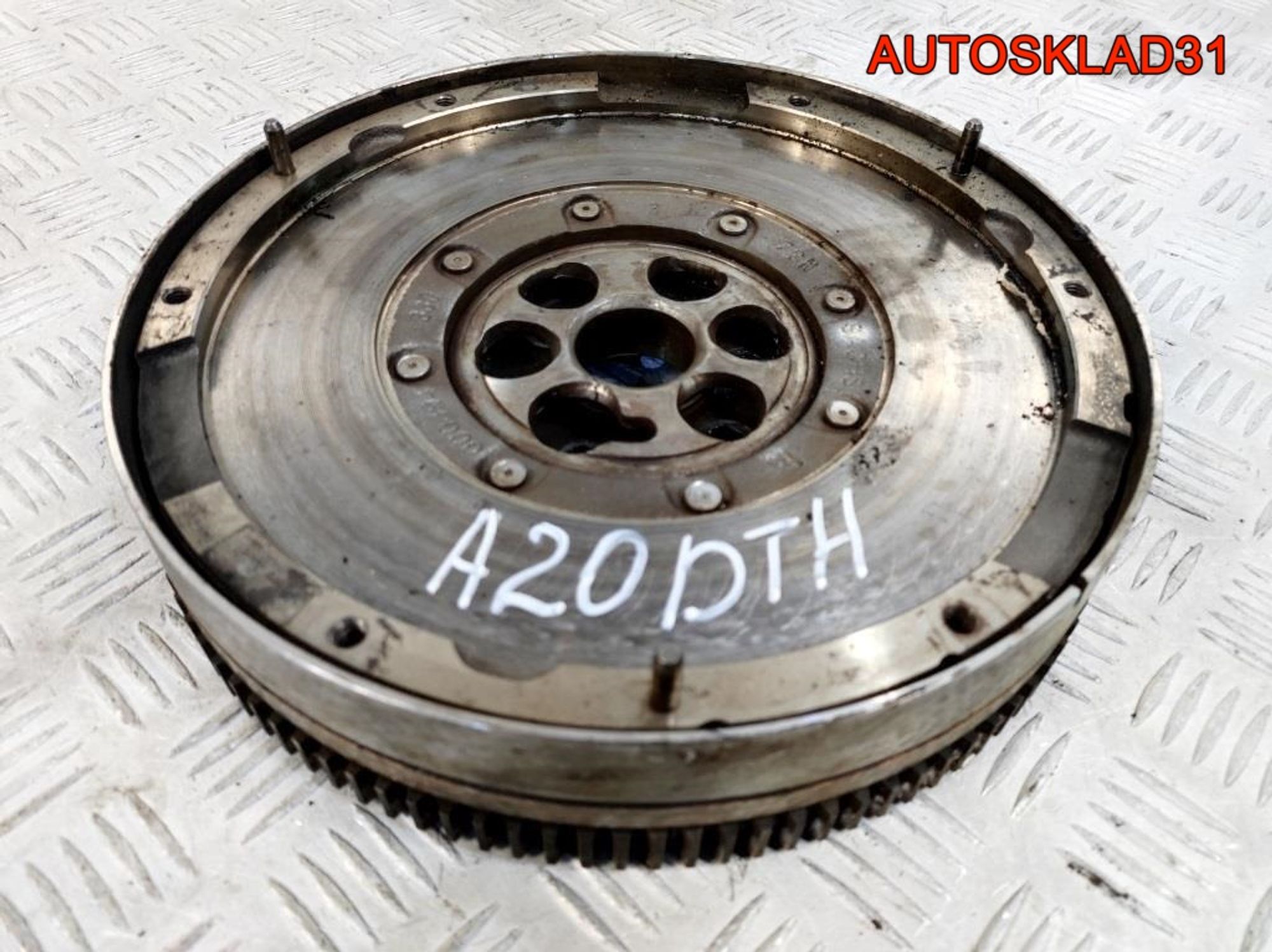 Маховик со сцеплением Opel Astra J A20DTH 55570198, 6300 рублей, Дубовое