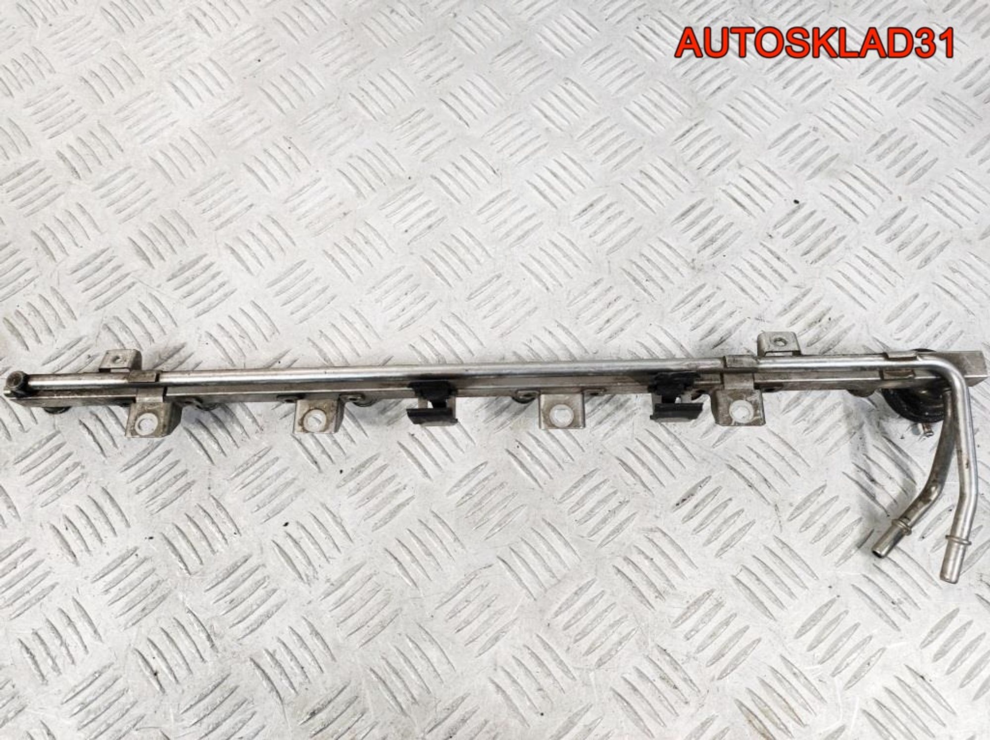 Рейка топливная BMW E39 2,5 M52B25 13531436468, 900 рублей, Дубовое