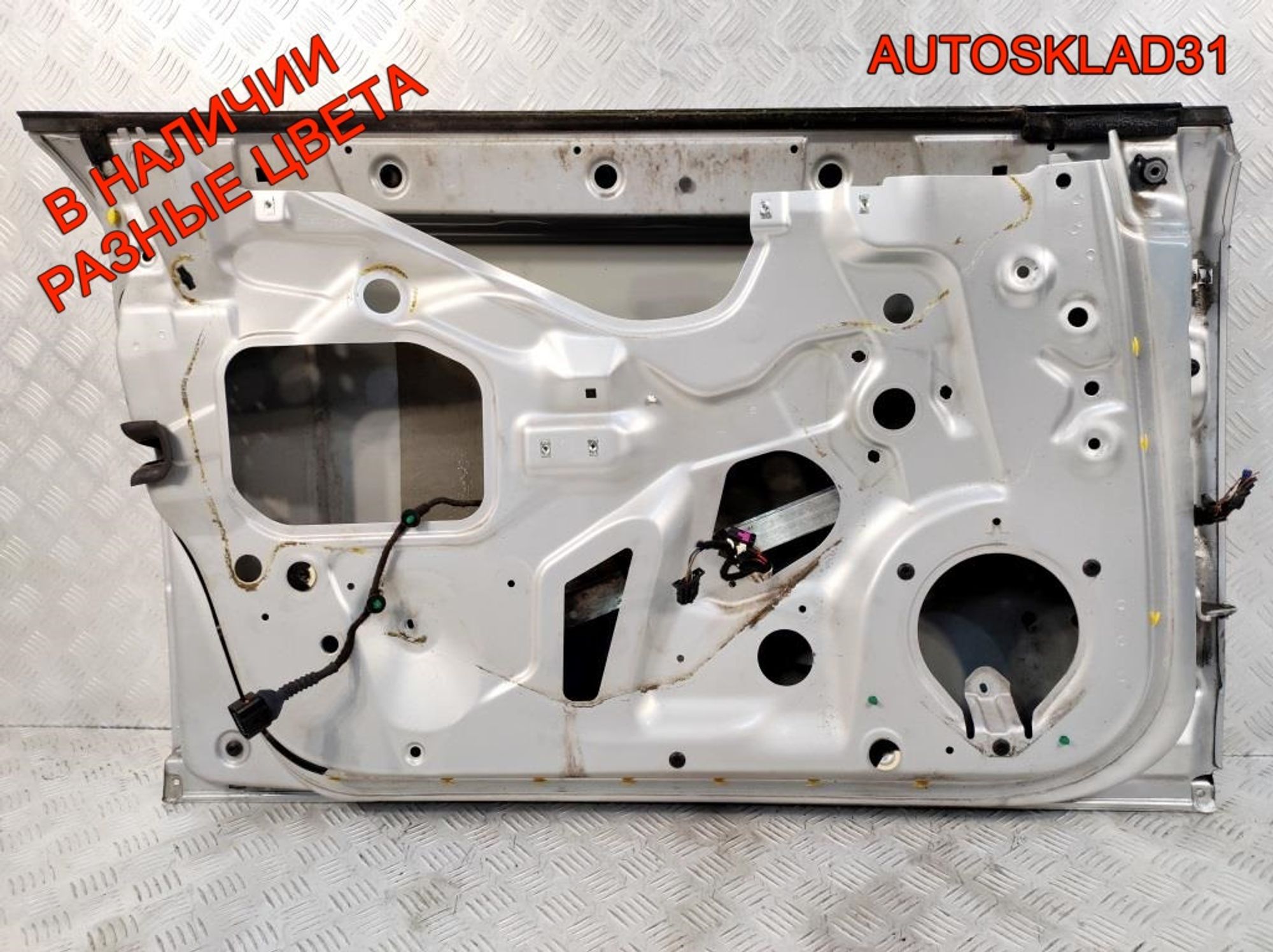 Дверь передняя левая Голая Audi A4 B6 8E0831051, 12600 рублей, Дубовое