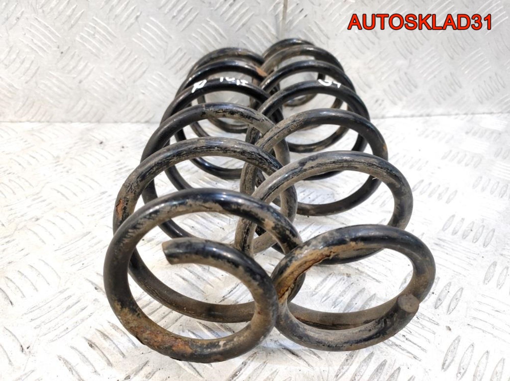 Пружина задняя комплект Volkswagen Golf 4 Хетчбэк, 1800 рублей, Дубовое