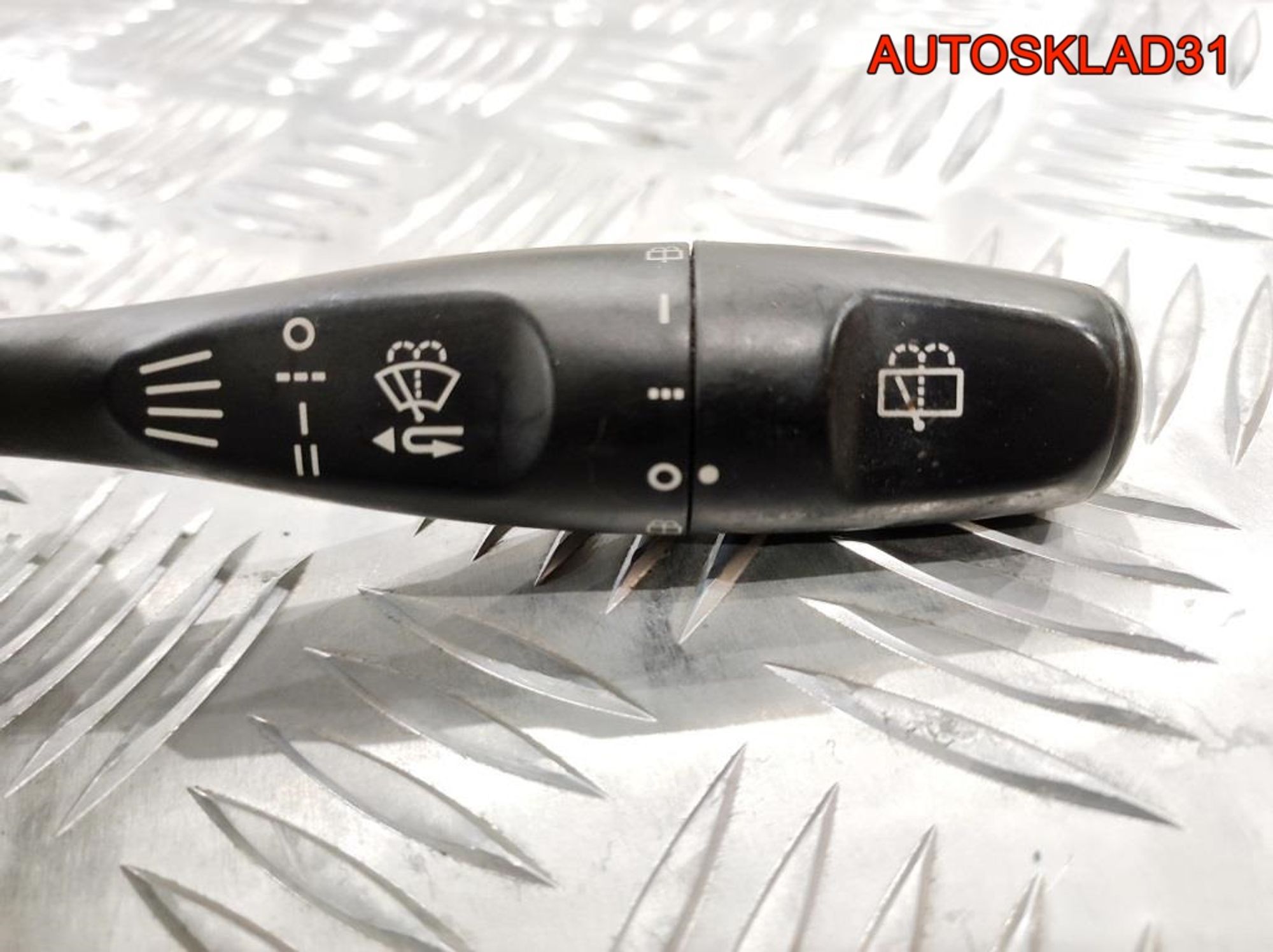 Переключатель подрулевой Mitsubishi Colt CJ M80G21E90, 2500 рублей, Дубовое