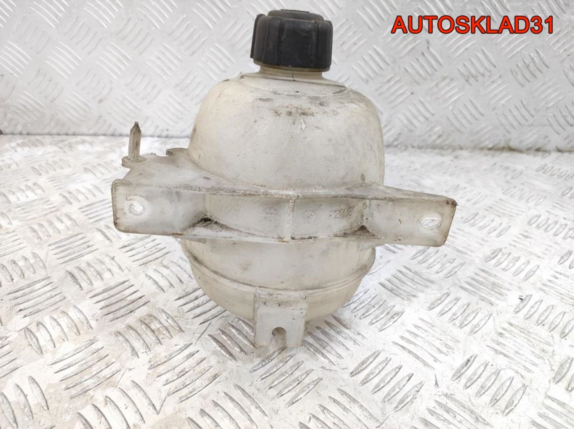 Бачок расширительный Renault Logan 1 8200686355, 700 рублей, Дубовое