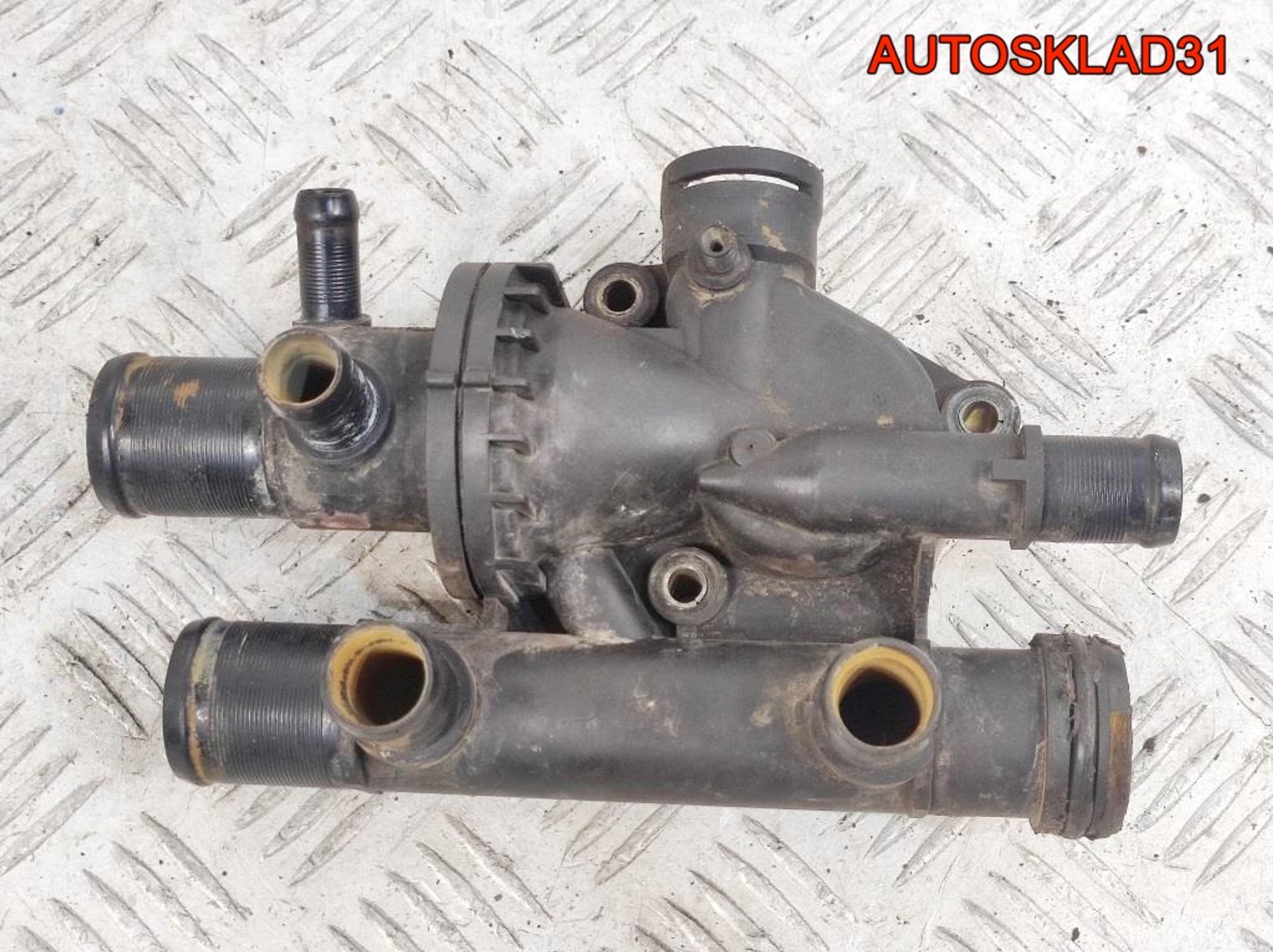 Корпус термостата Renault Laguna 2 2,2 Дизель 8200154300, 1500 рублей, Дубовое