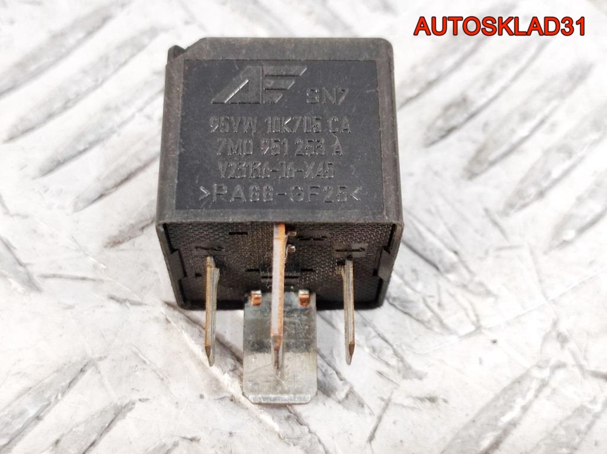 Реле вентилятора №100 VW Touareg 7M0951253A, 600 рублей, Дубовое