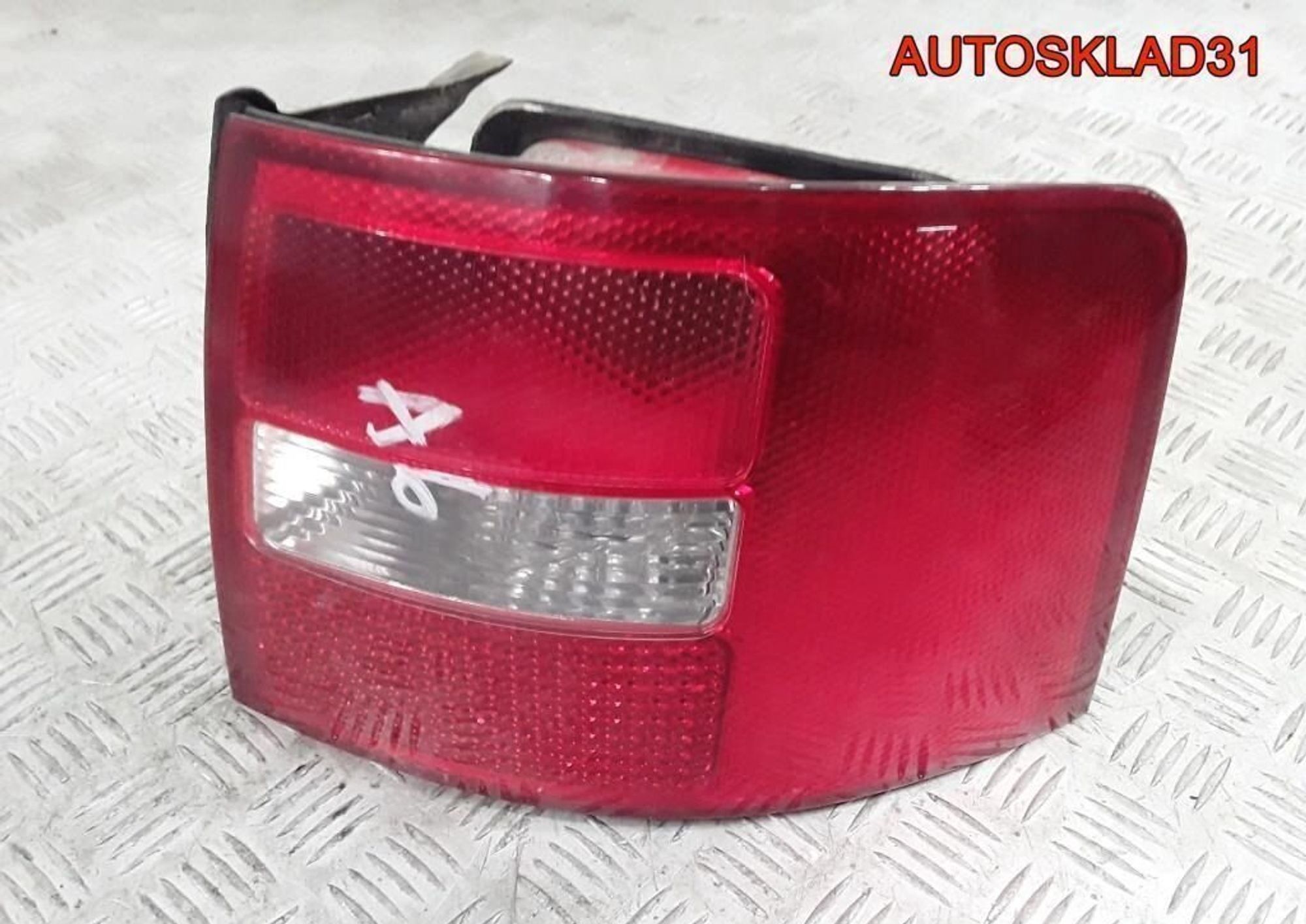 Фонарь задний правый Audi A6 C5 4B9945096F Combi, 4000 рублей, Дубовое