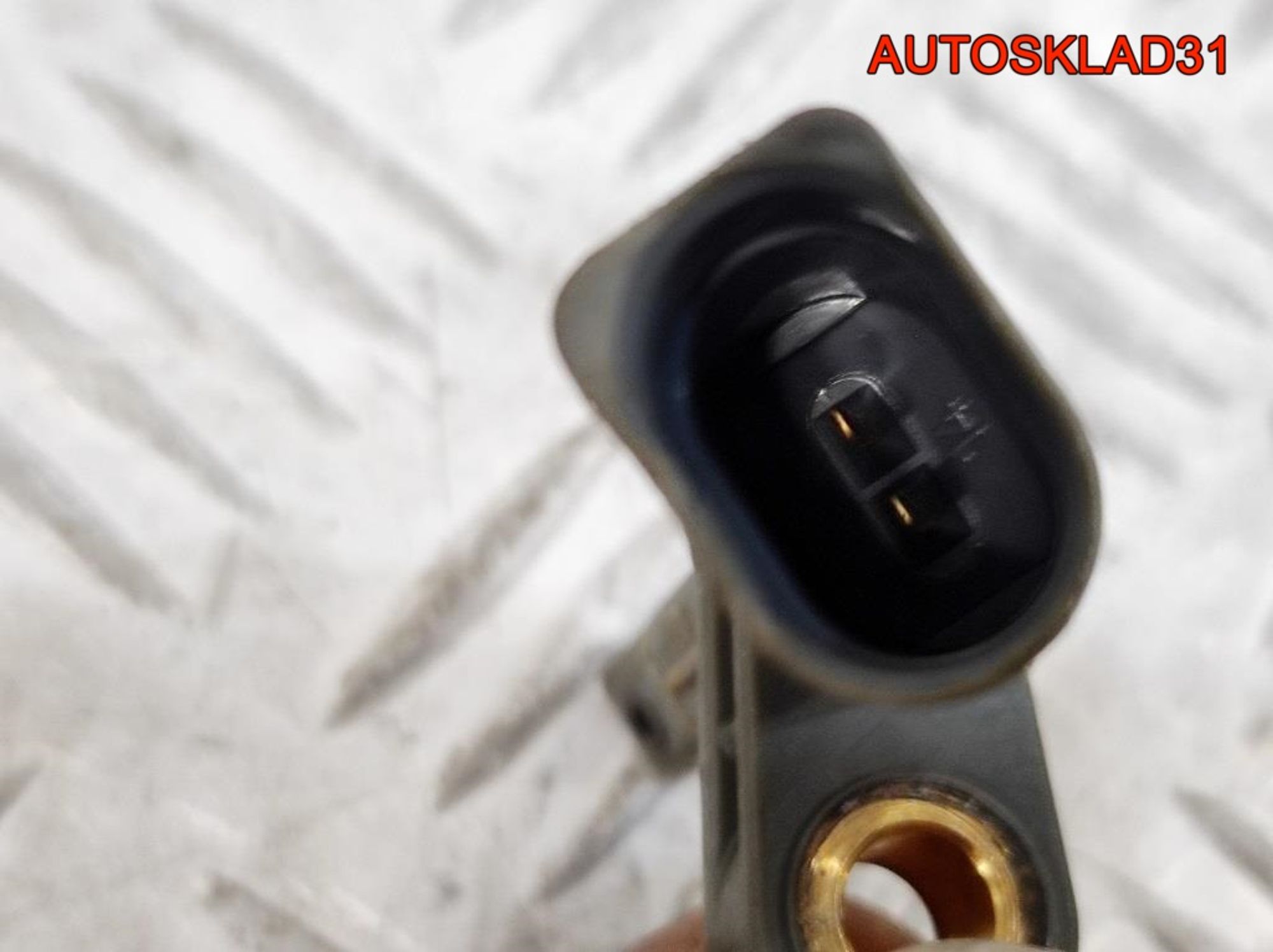 Датчик ABS правый Volkswagen Touareg 7L0927808B, 900 рублей, Дубовое