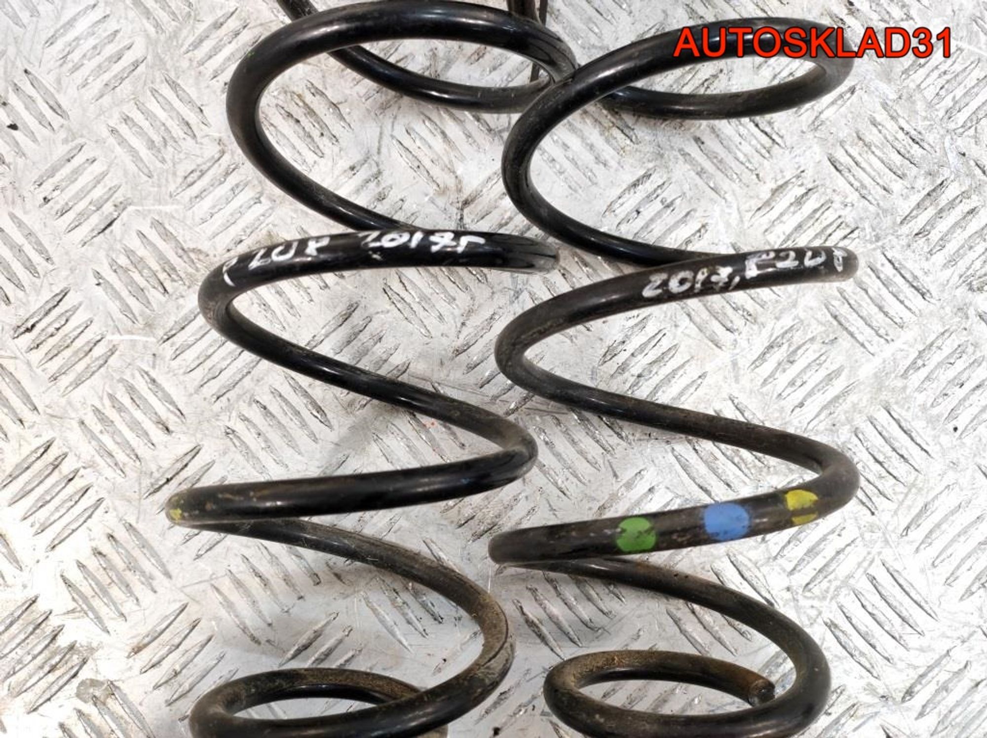 Пружина подвески задняя Комплект Peugeot 208 1,2 Бензин 9673405780, 3000 рублей, Дубовое