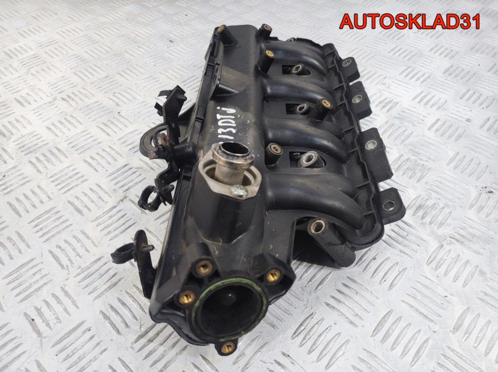 Коллектор впускной Opel Corsa D Z13DTJ 55207034, 2500 рублей, Дубовое