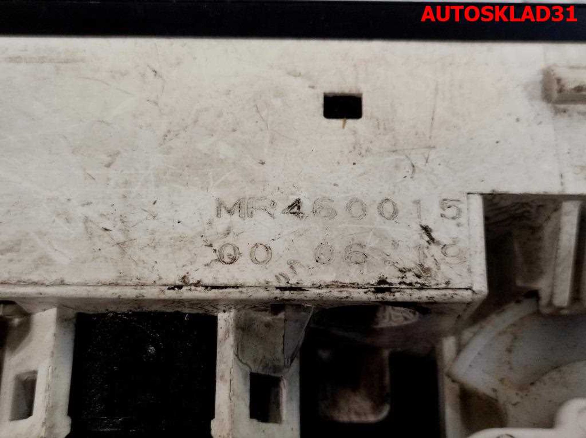 Блок управления отопителем Mitsubishi Pajero 3 MR460015, 18000 рублей, Дубовое