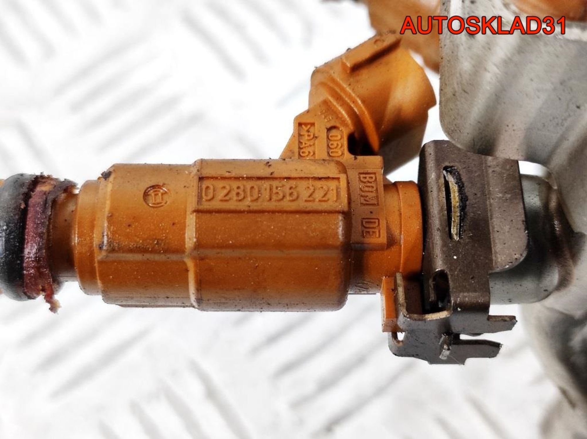 Форсунка топливная Audi A8 D3 6.0 BHT Бензин 07C906031C, 800 рублей, Дубовое