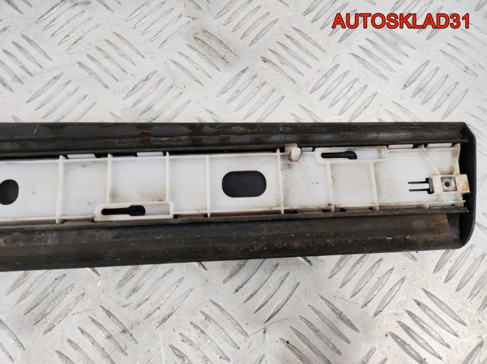 Молдинг задней левой двери Audi A6 C6 4F0853969L, 2300 рублей, Дубовое