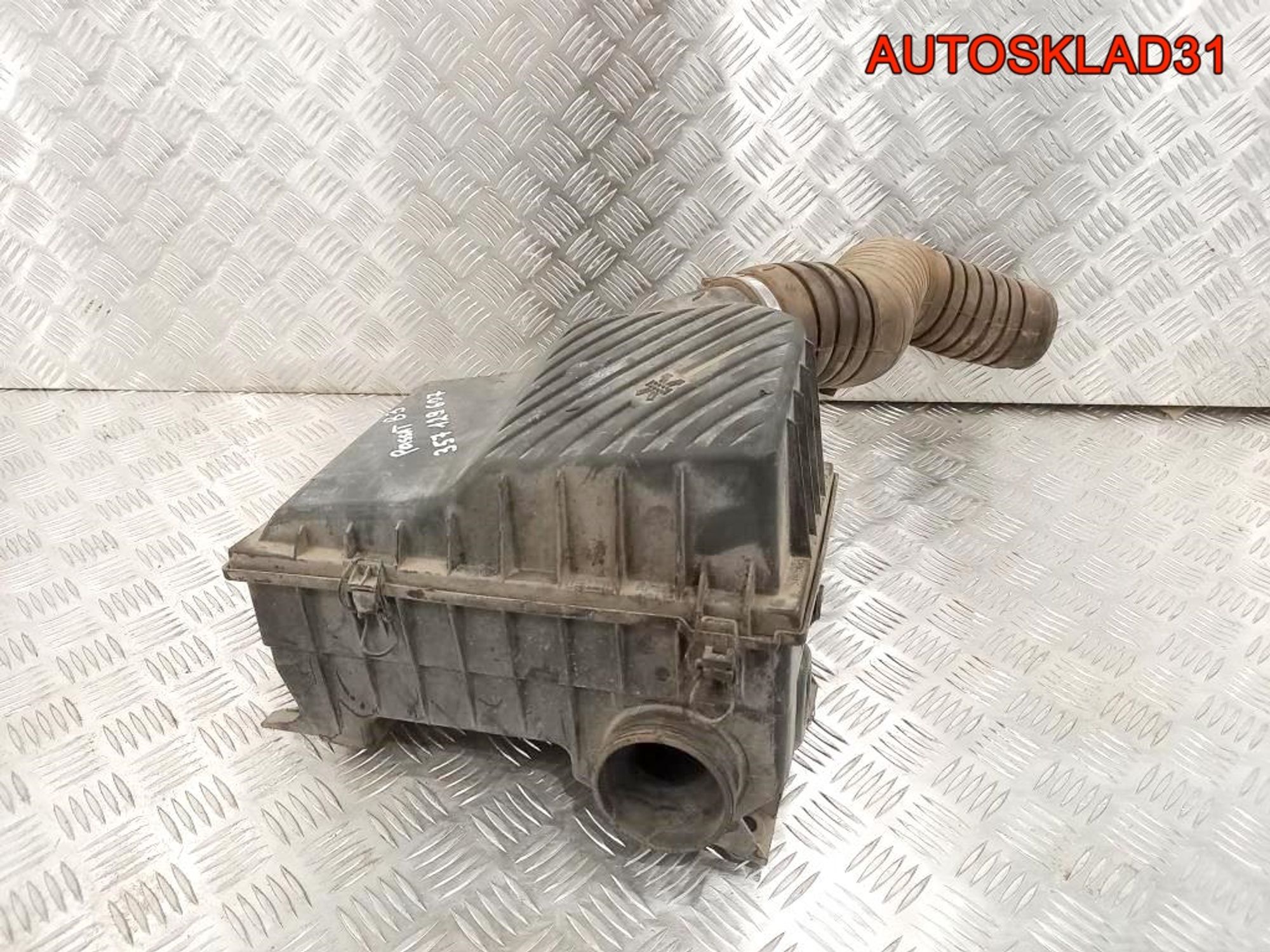 Корпус воздушного фильтра VW Passat B3 357129607, 900 рублей, Дубовое