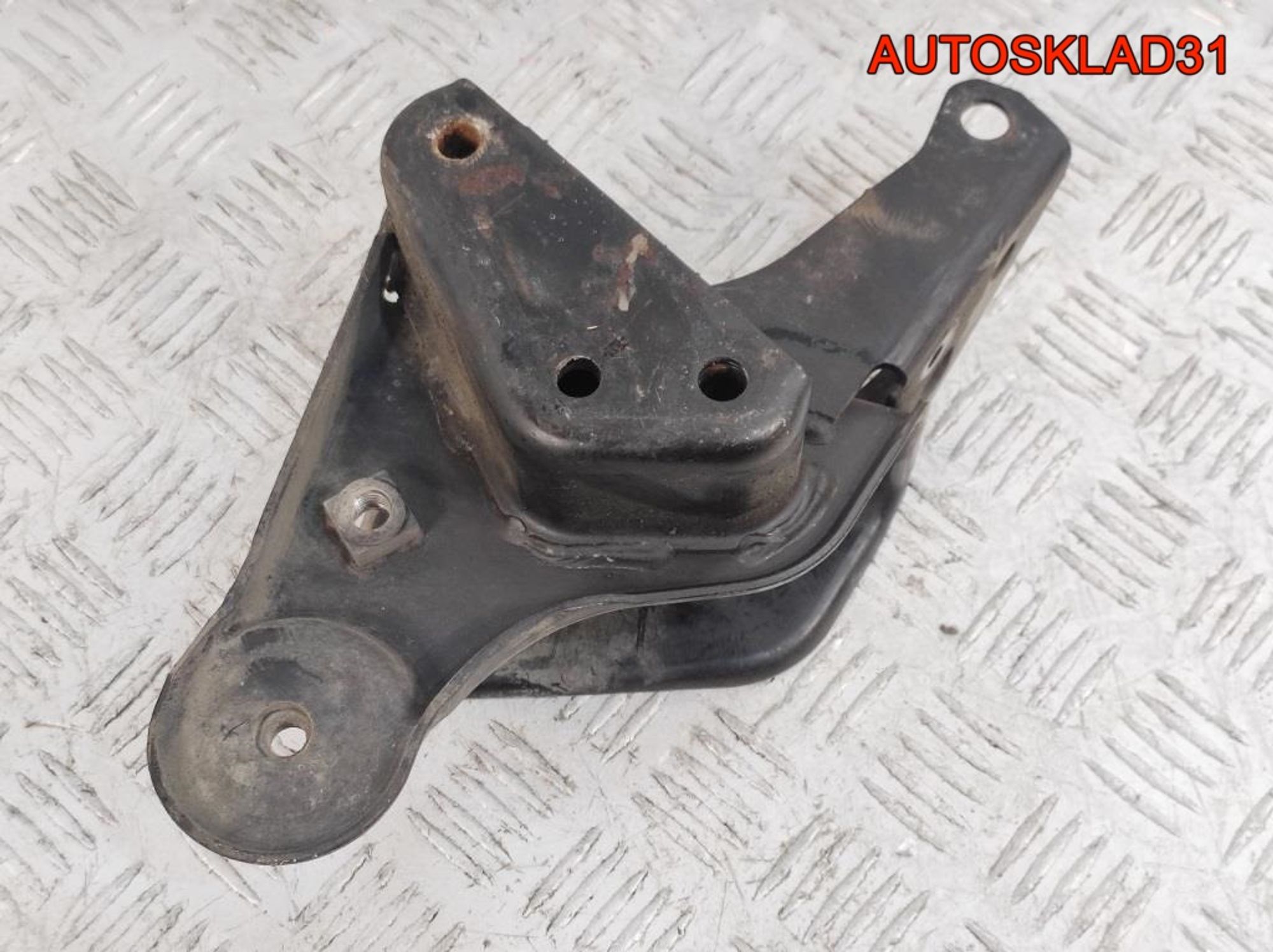 Кронштейн двигателя задний Nissan Primera P11 2,0 SR20DE Бензин, 600 рублей, Дубовое