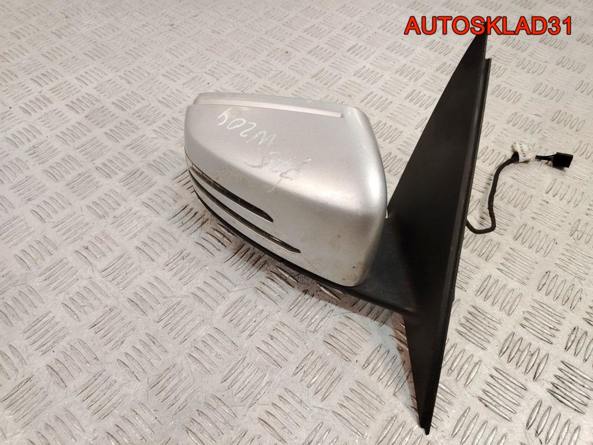 Зеркало правое Mercedes Benz W204 A2048103416, 18000 рублей, Дубовое