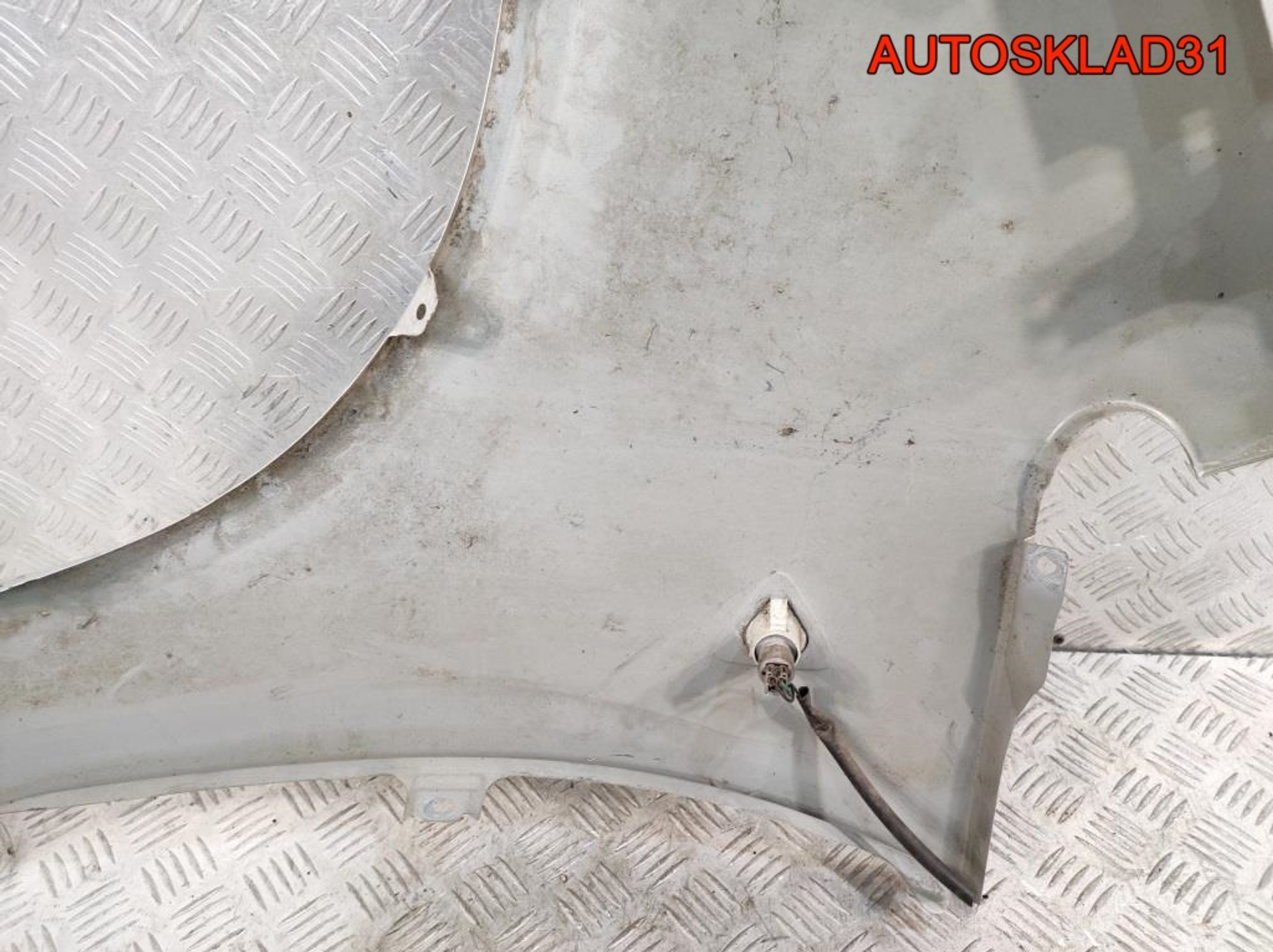 Крыло переднее правое пять дверей Mitsubishi Colt Z3 5220D126, 10800 рублей, Дубовое