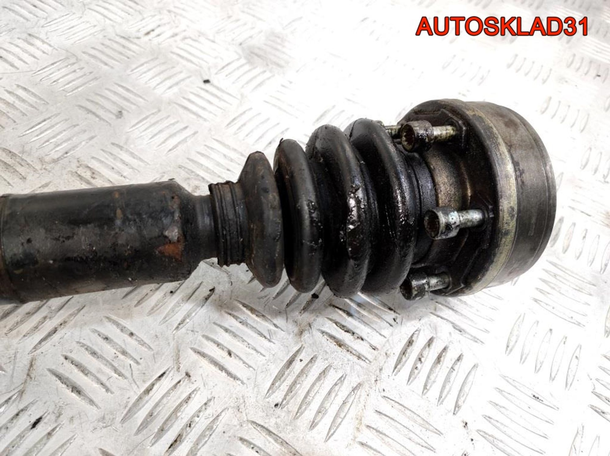 Привод передний правый VW Golf 4 МКПП 1J0407272F, 4100 рублей, Дубовое