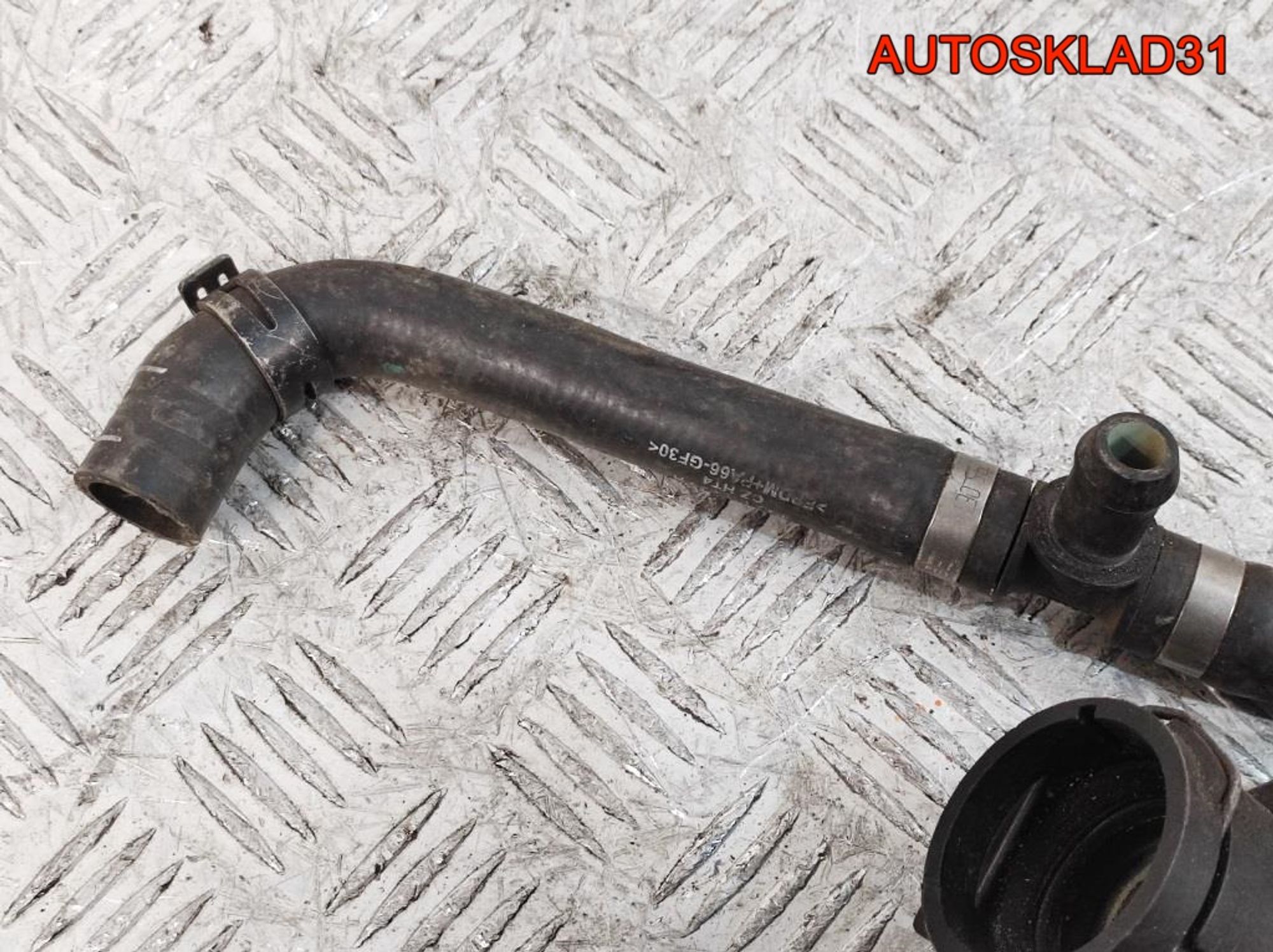 Патрубок радиатора VW Passat B5+ 1,9 Дизель 8D0121049H, 1500 рублей, Дубовое