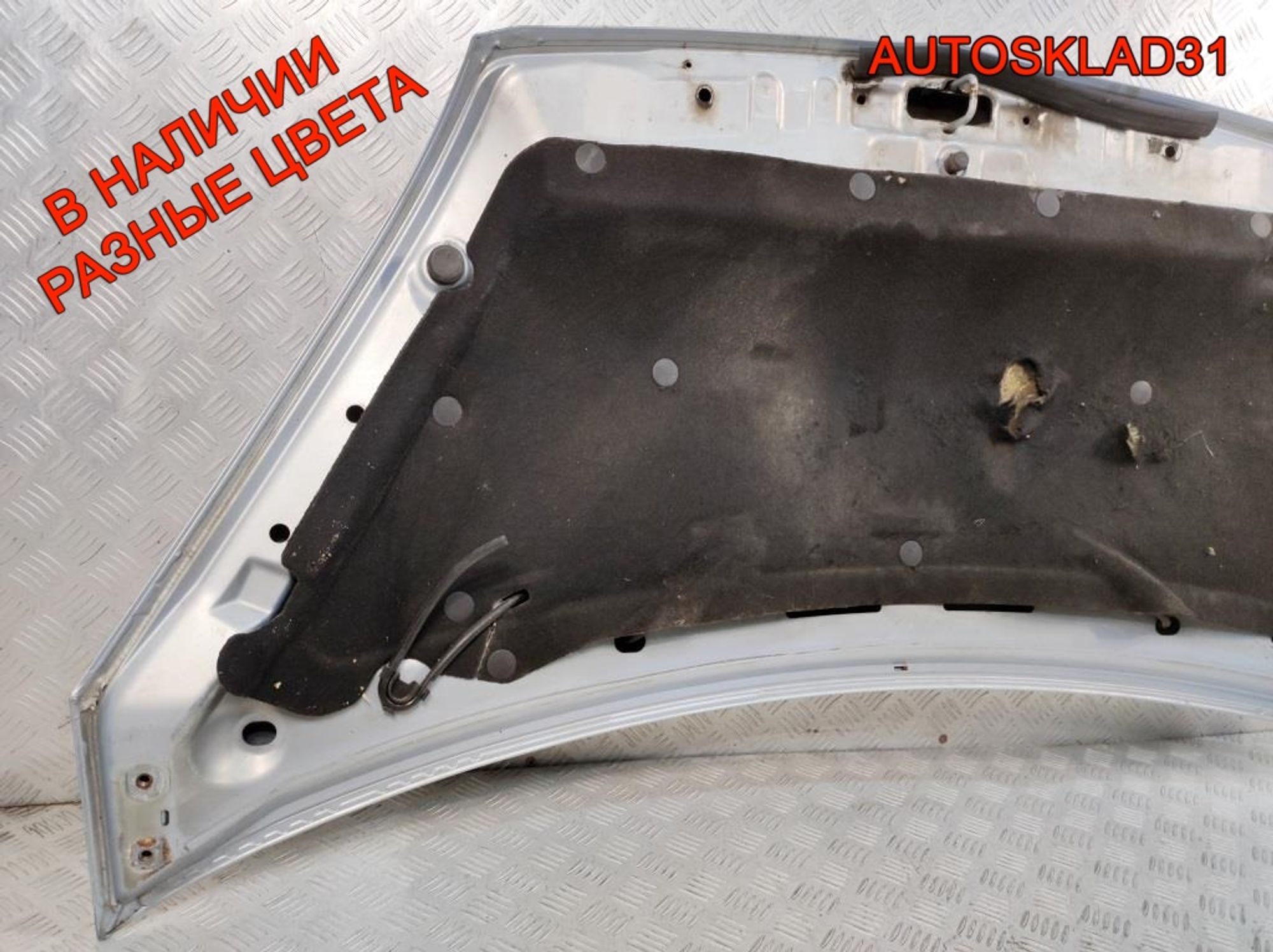 Капот Mitsubishi Colt Z3 MN161899, 15000 рублей, Дубовое