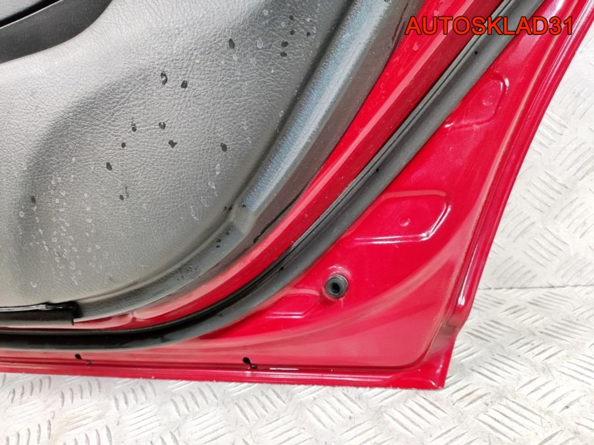 Дверь задняя правая Голая Toyota Avensis 2 Combi, 8100 рублей, Дубовое