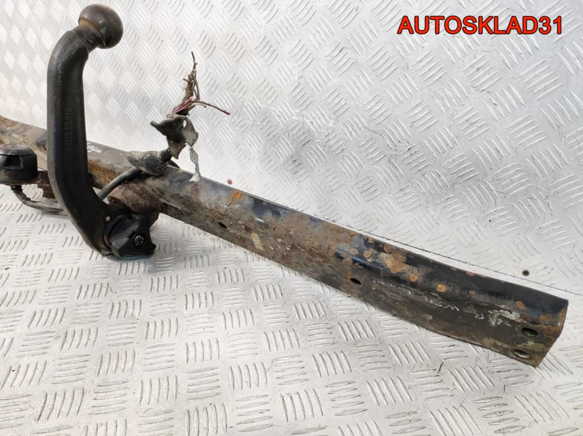 Фаркоп Mercedes Benz W210 A2103100937 Седан, 18000 рублей, Дубовое