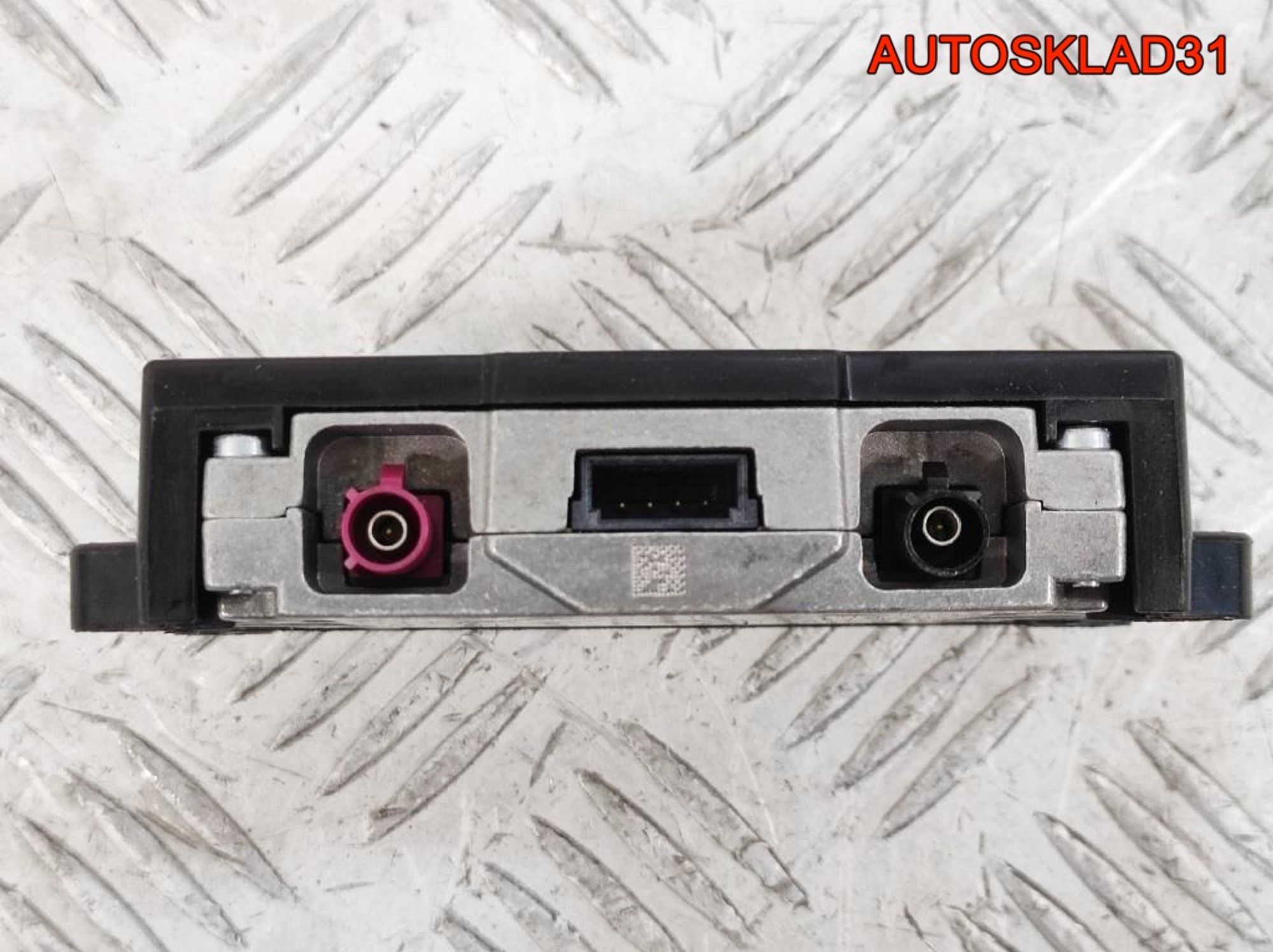 Усилитель антенны Audi A6 C7 4G 4H0035446A, 1200 рублей, Дубовое