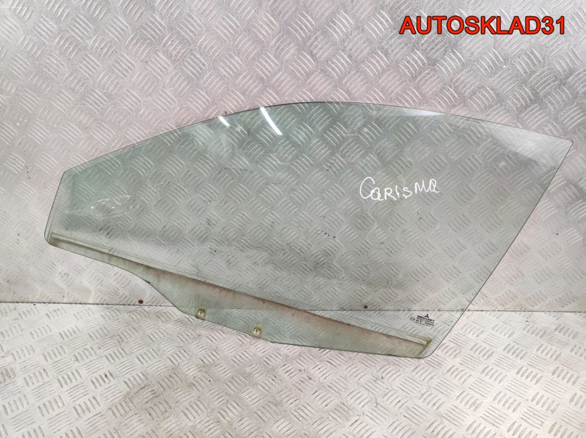 Стекло двери левой Mitsubishi Carisma MR720212, 1400 рублей, Дубовое