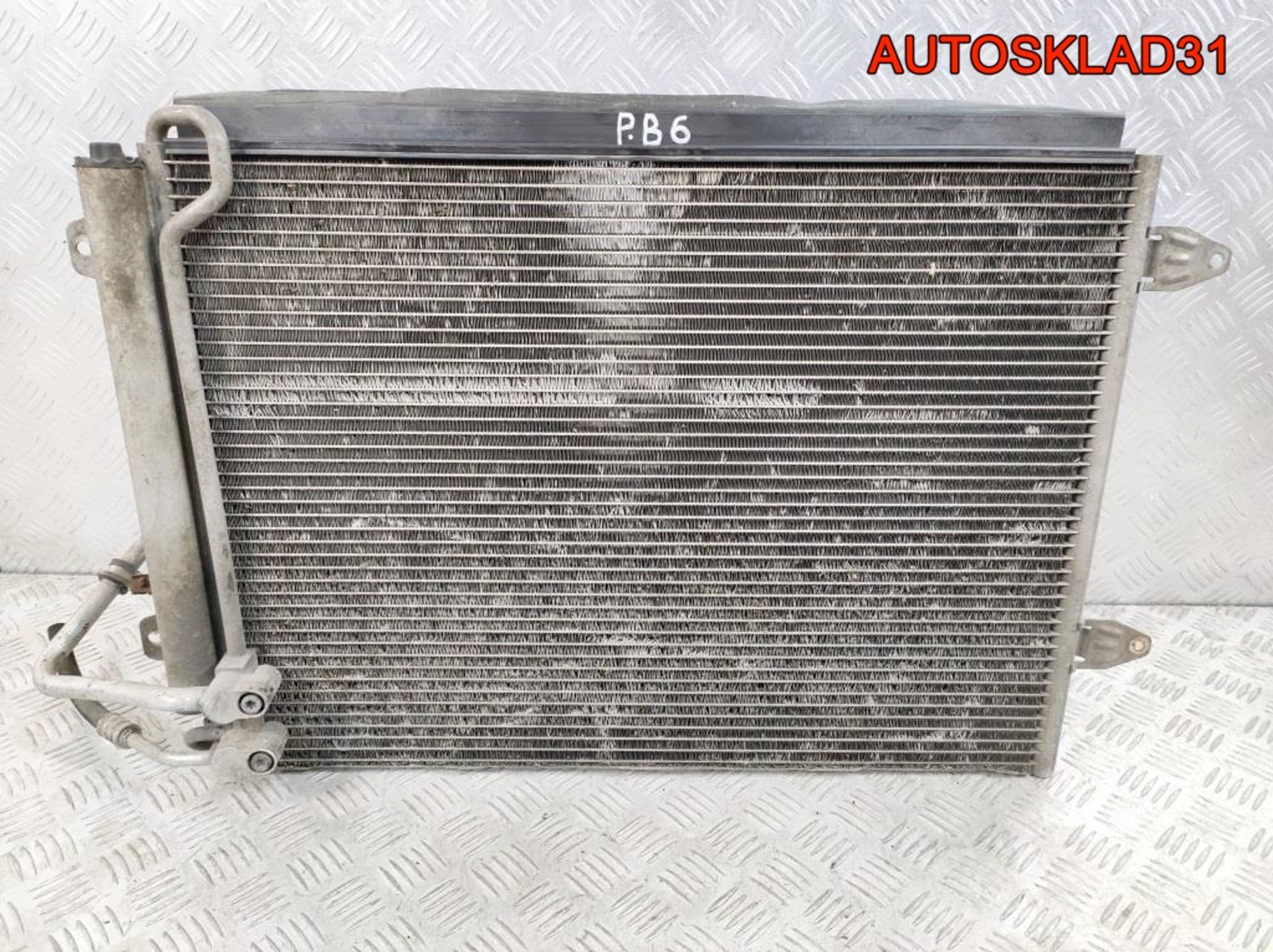Радиатор кондиционера VW Passat B6 3C0820411G, 2500 рублей, Дубовое