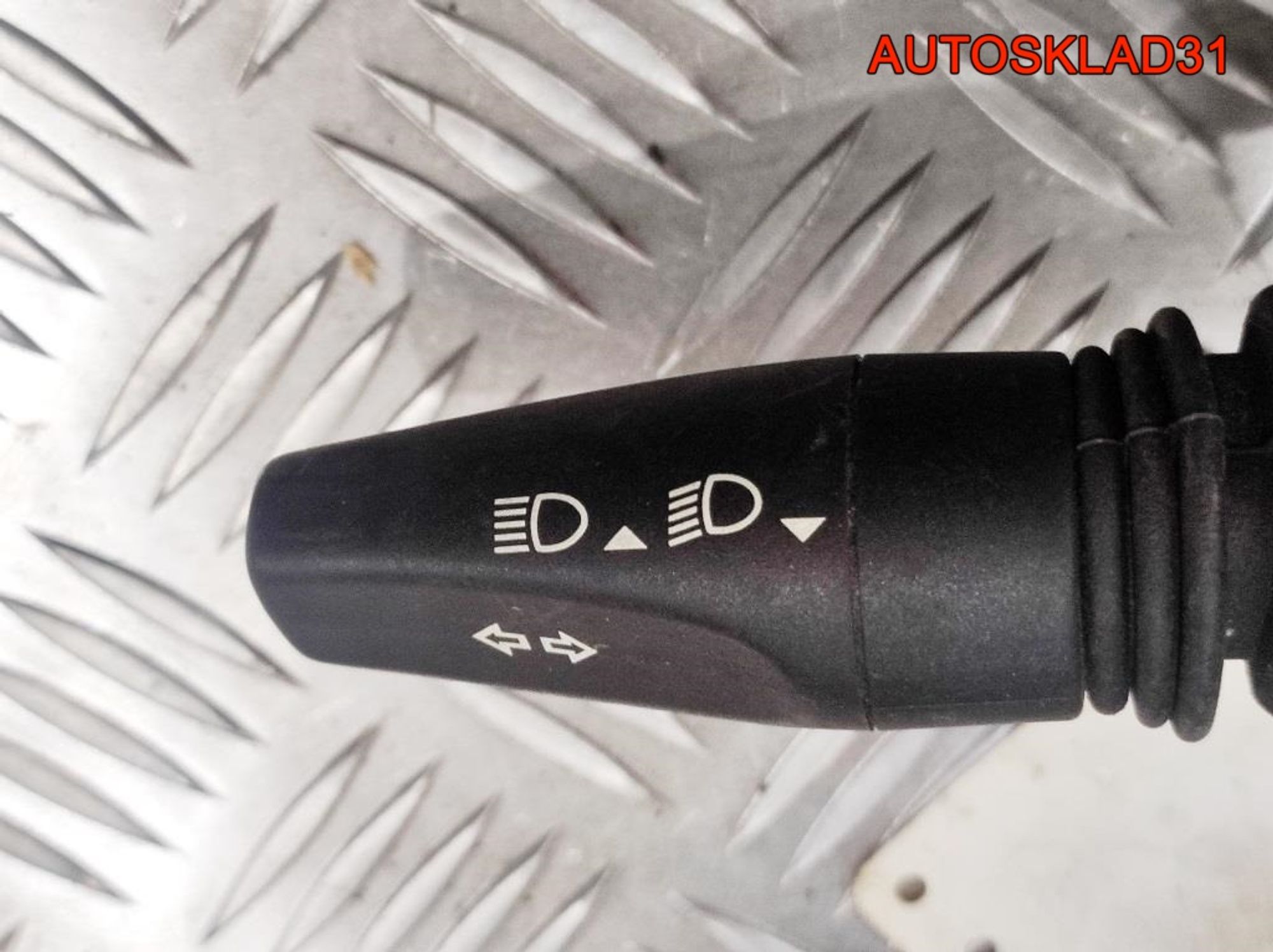 Переключатель поворотов Ford Scorpio 1 89GG13B302AA, 1000 рублей, Дубовое