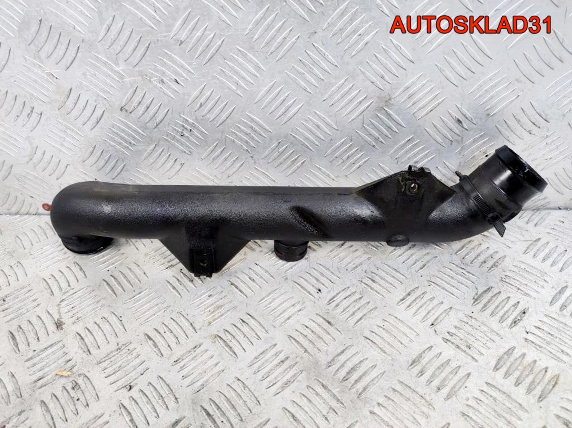 Патрубок интеркулера Volkswagen Golf 3 1H0145840N, 900 рублей, Дубовое