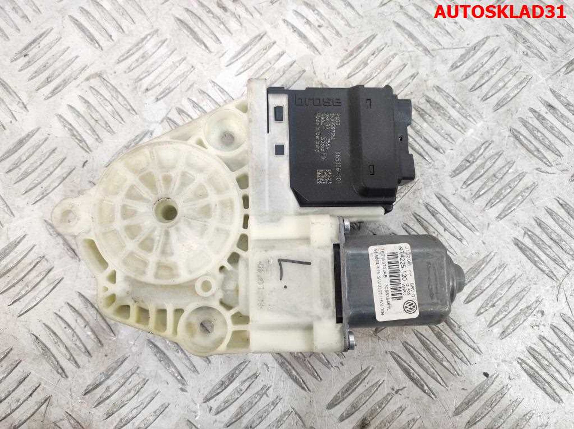 Мотор стеклоподъемника левый задний VW Passat B6 1K0959703AB, 1000 рублей, Дубовое