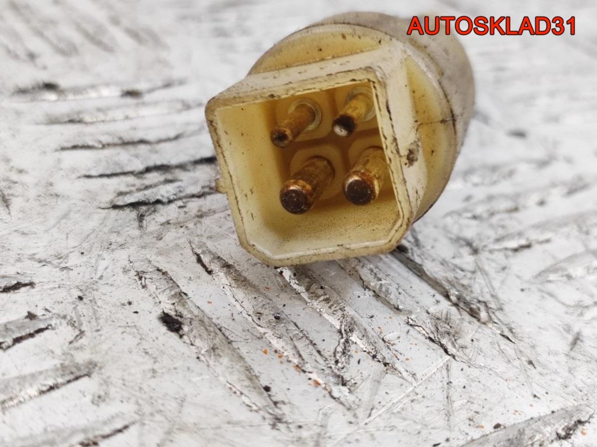 Датчик стопсигнала VW Passat B5 4A0945515A, 600 рублей, Дубовое