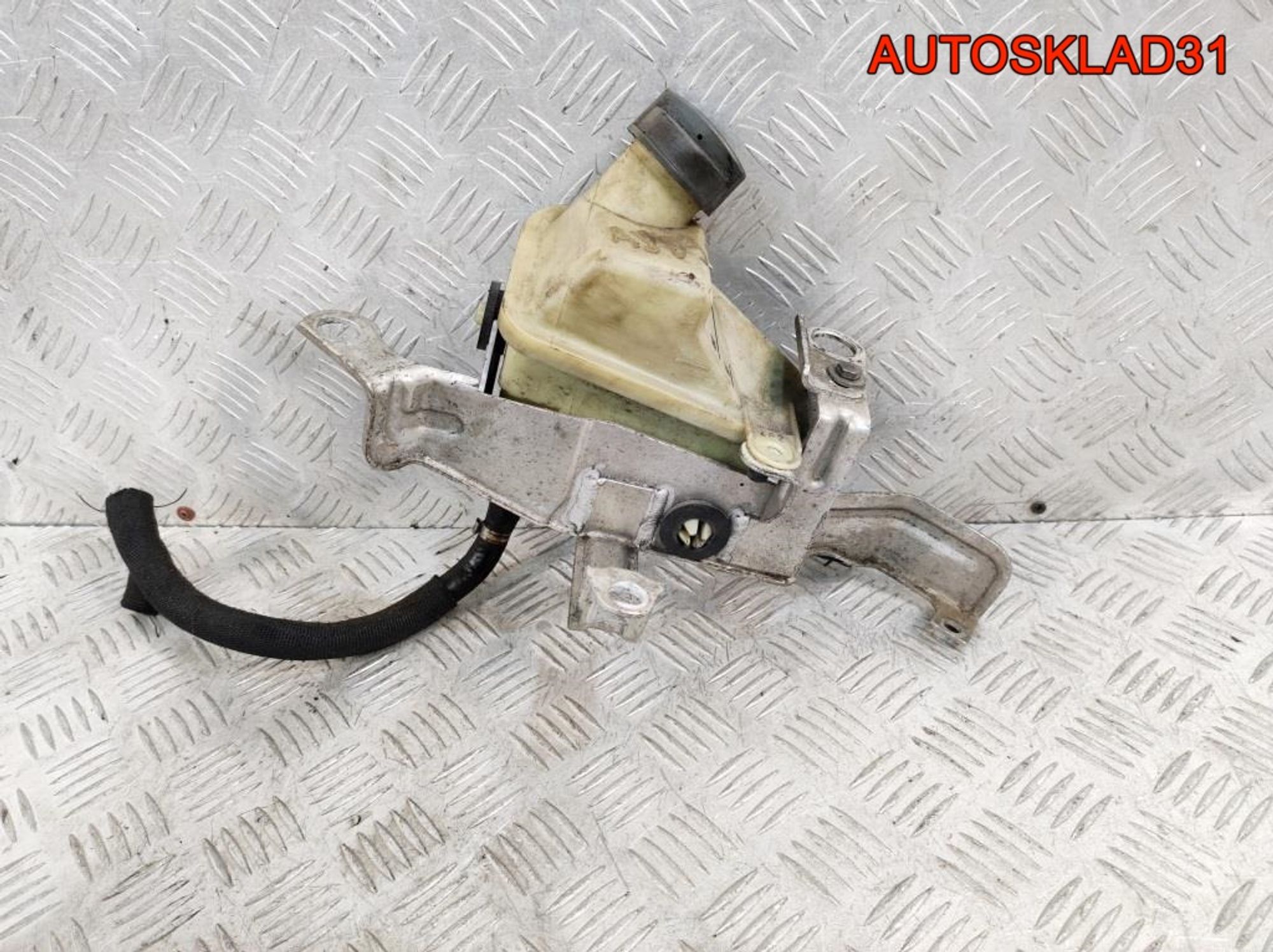 Бачок гидроусилителя Audi A8 D3 4E0422371P, 1400 рублей, Дубовое