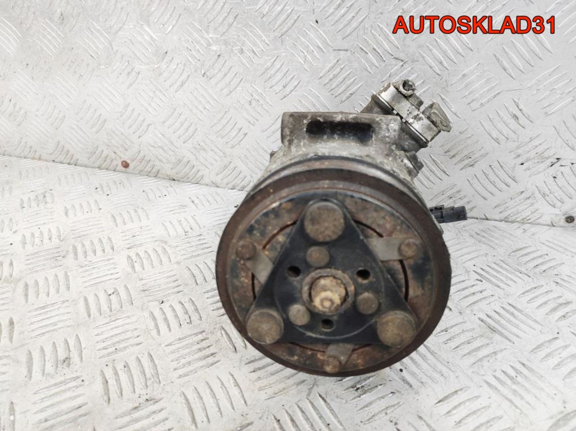 Компрессор кондиционера Opel Insignia 13314473, 8000 рублей, Дубовое