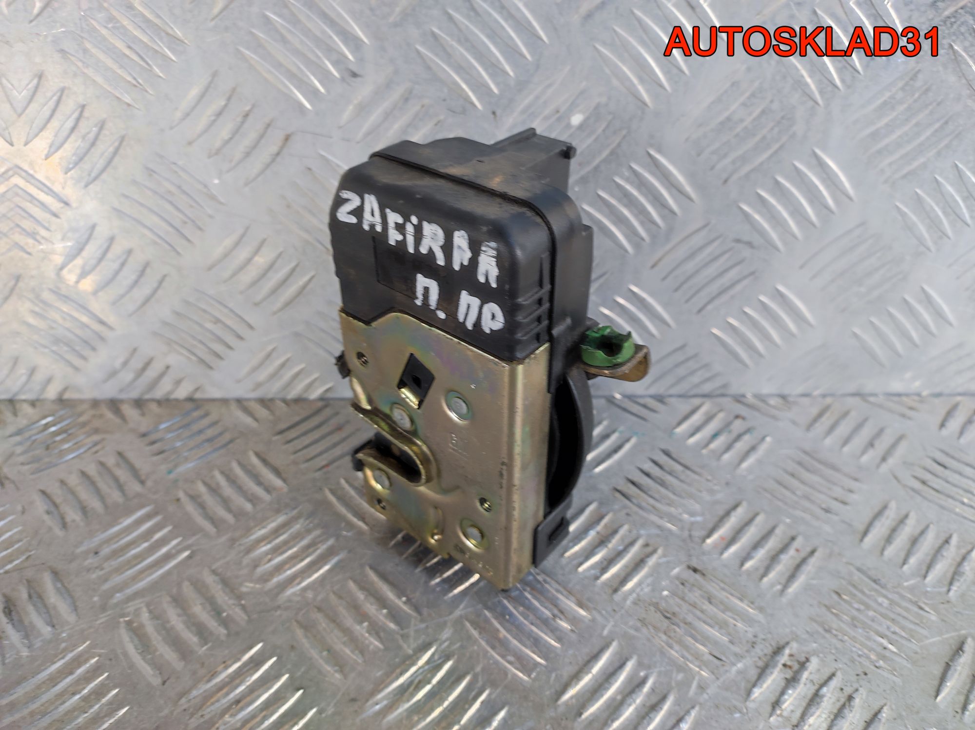 Замок двери передней правой Opel Zafira A 90561154, 900 рублей, Дубовое