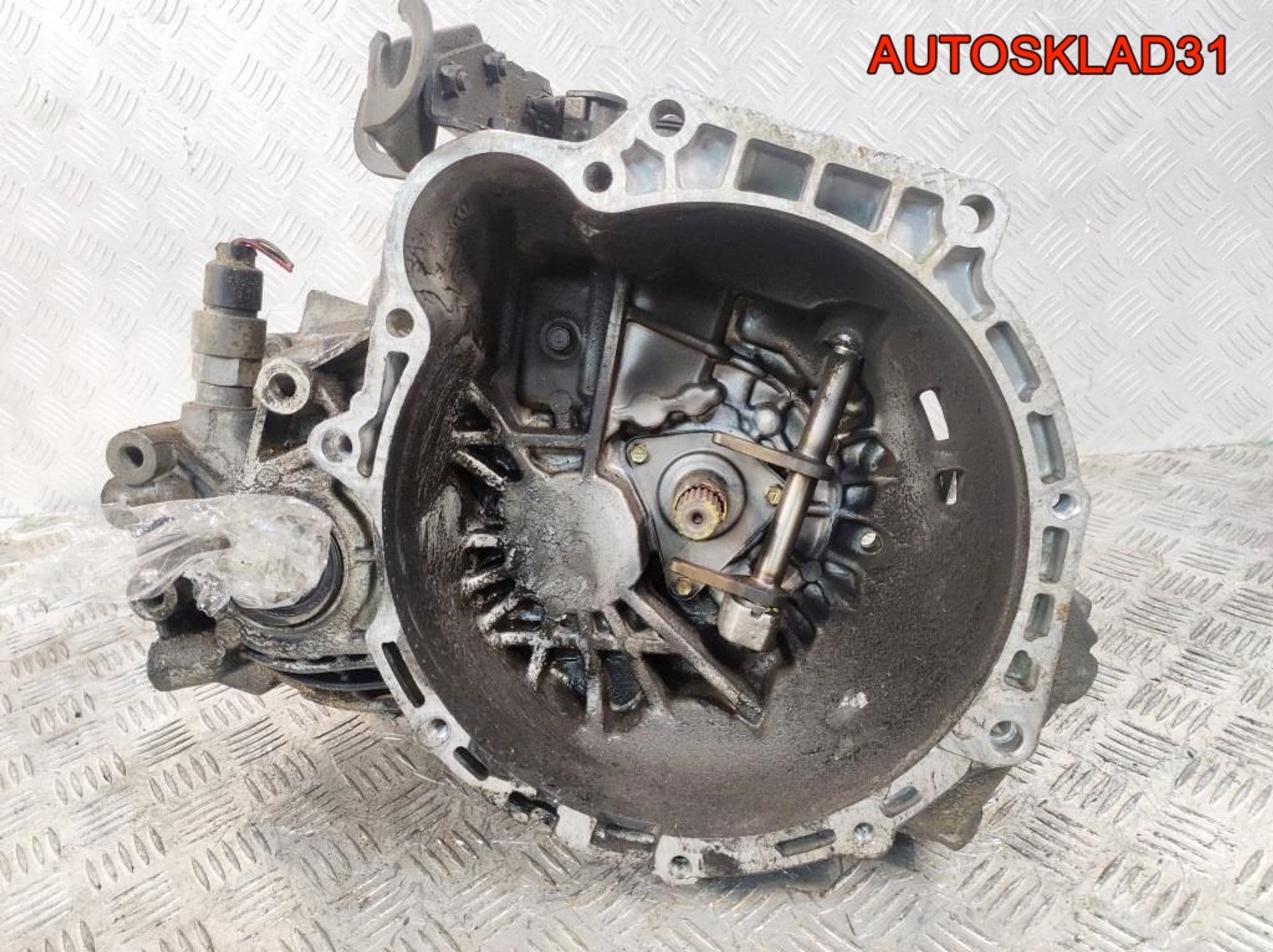 МКПП JY2073 Hyundai Elantra 3 2,0 G4GC Бензин, 16200 рублей, Дубовое