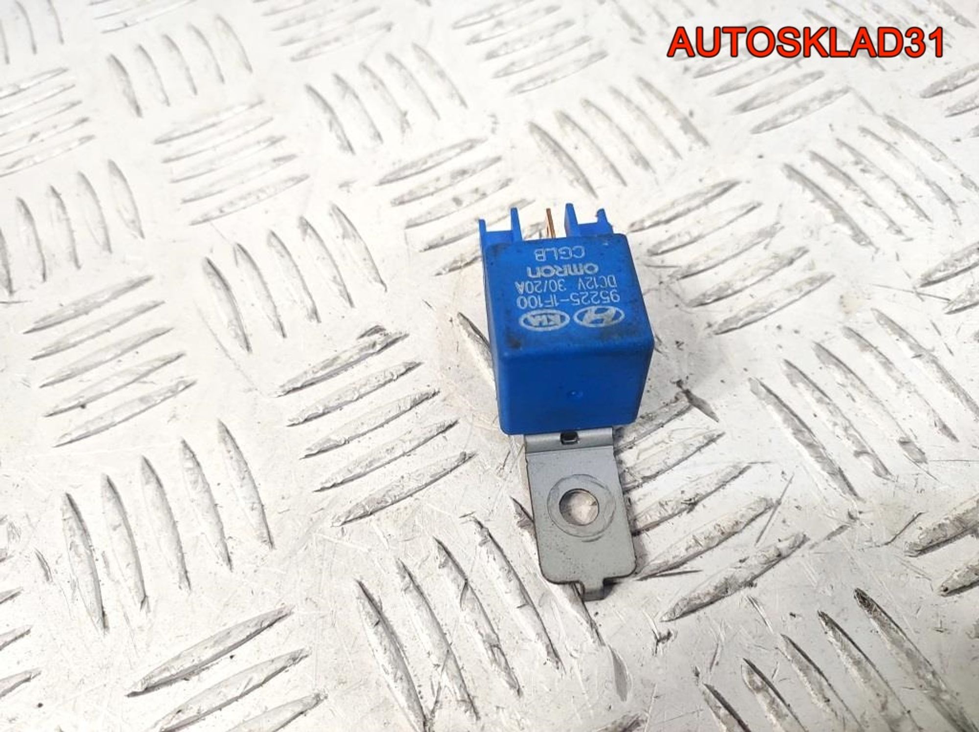 Реле стеклоочистителей Kia Ceed 952251F100, 500 рублей, Дубовое