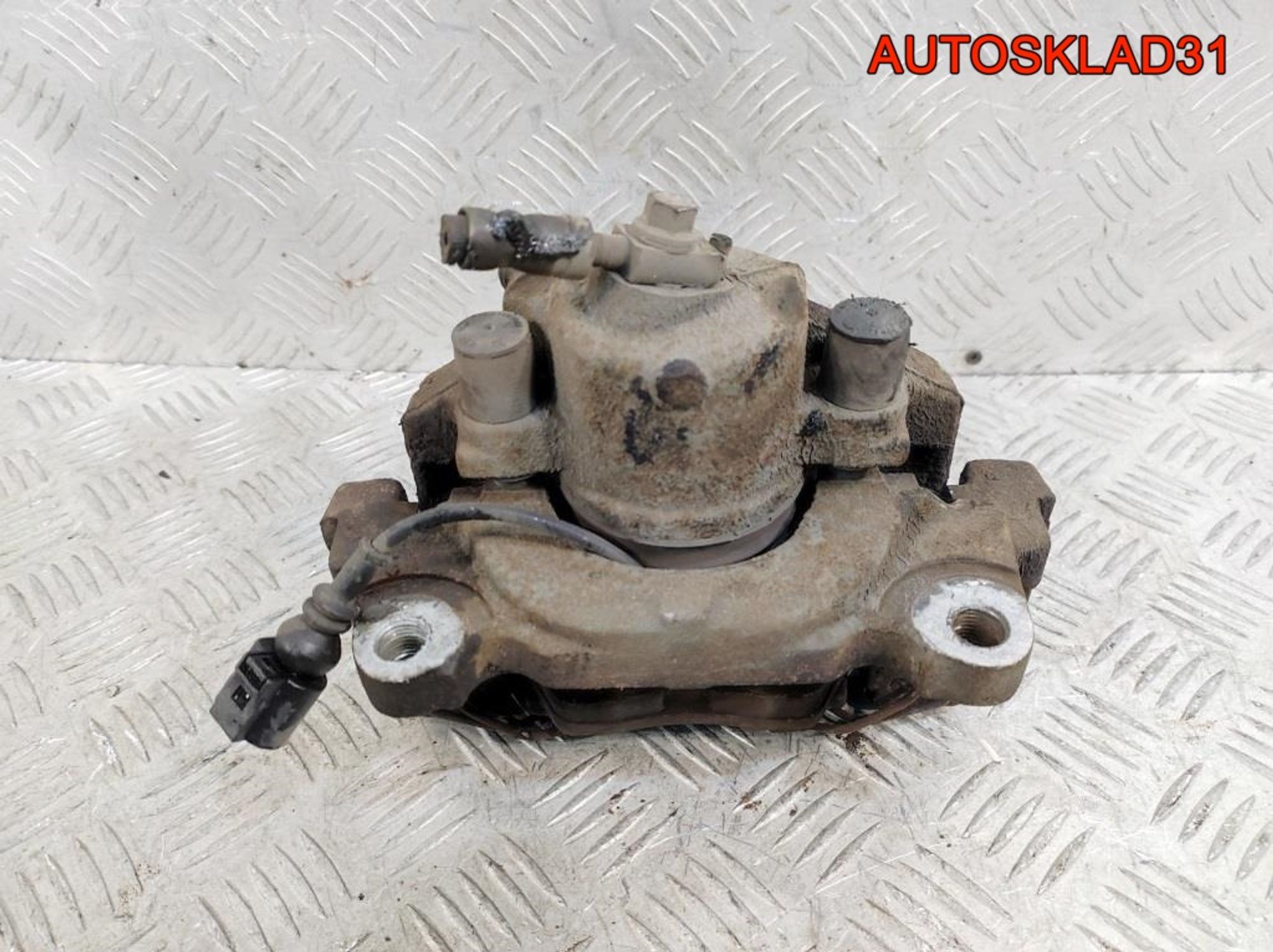 Суппорт тормозной передний левый VW Golf 6 1K0615123E, 2300 рублей, Дубовое