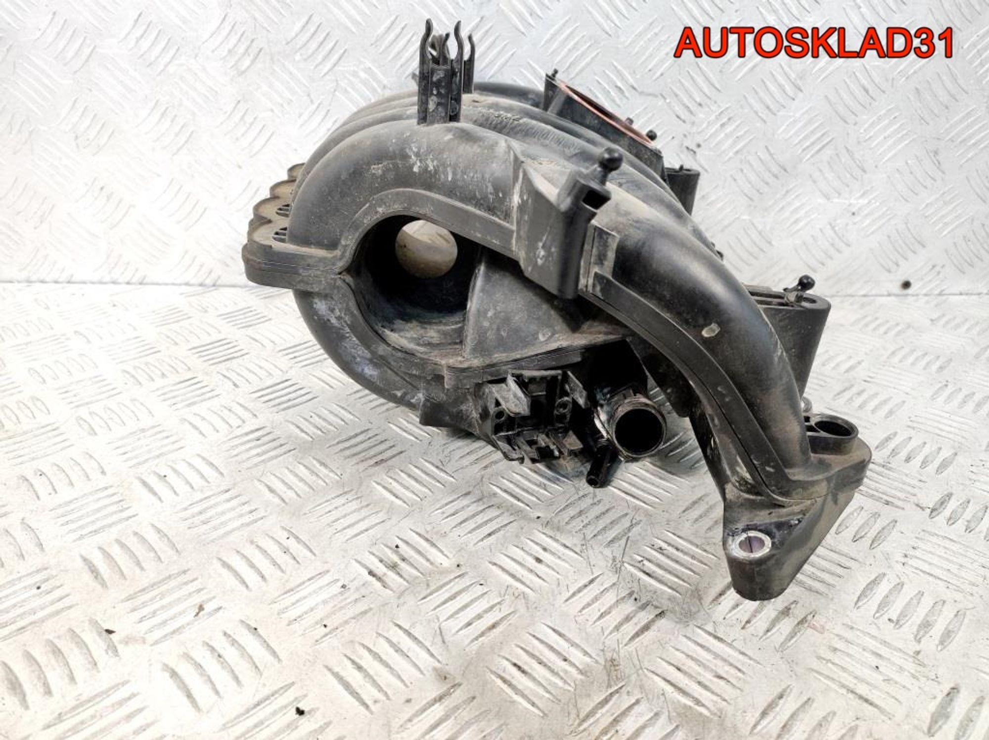 Коллектор впускной Volkswagen Golf 5 036129709GT, 5900 рублей, Дубовое