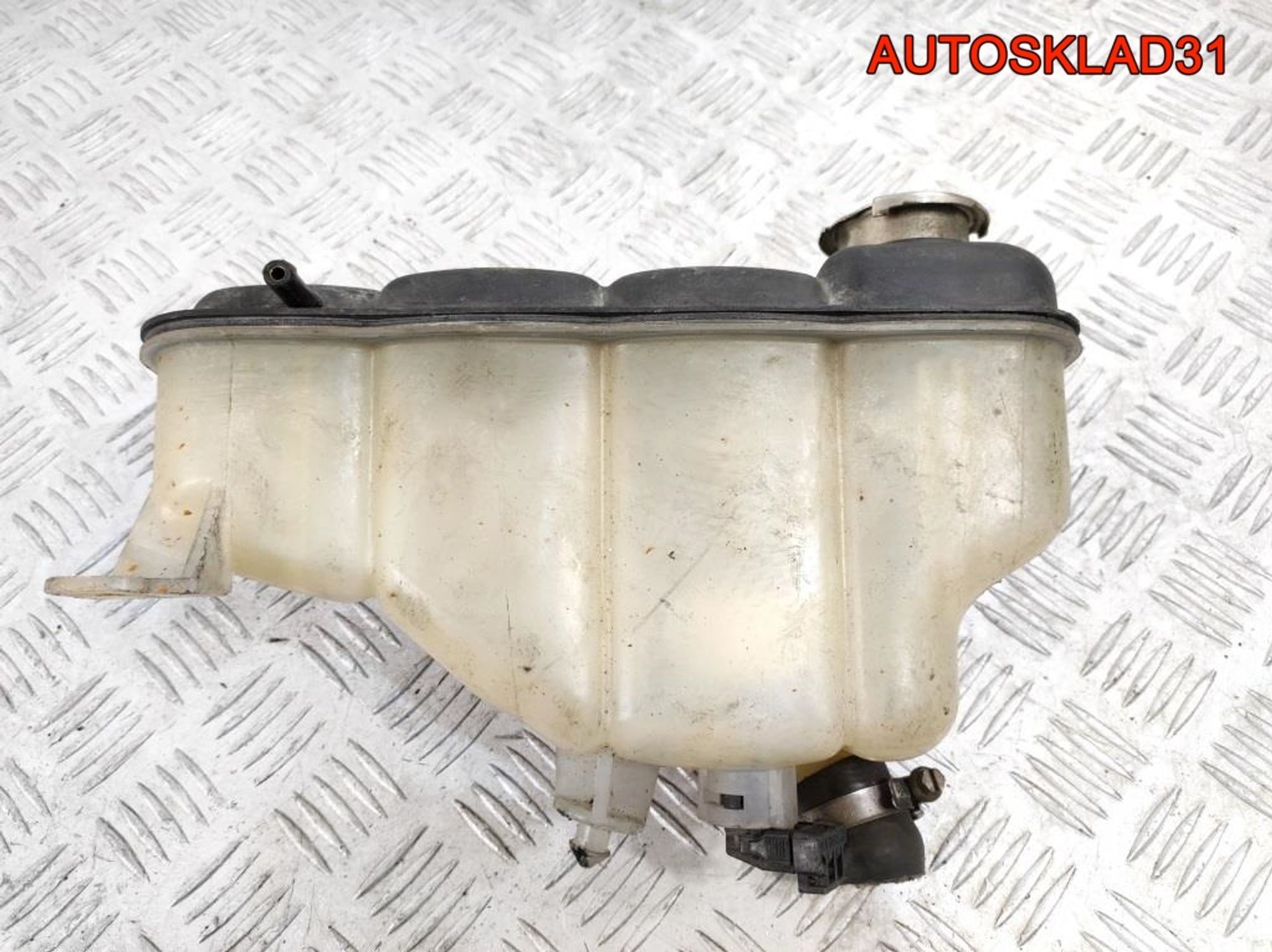 Бачок расширительный Mercedes W202 A2025000249, 1500 рублей, Дубовое