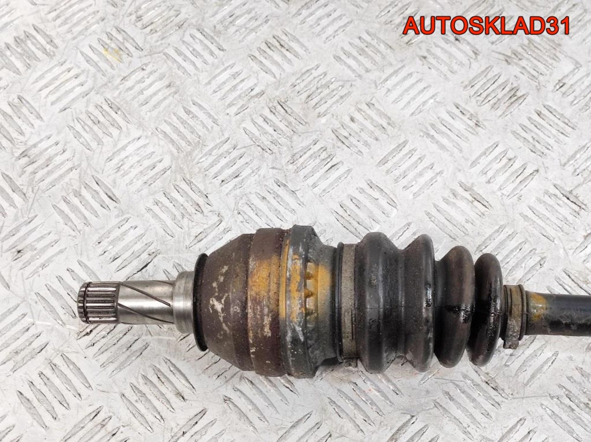 Привод передний правый Opel Astra H 1,6 Бензин МКПП, 6000 рублей, Дубовое