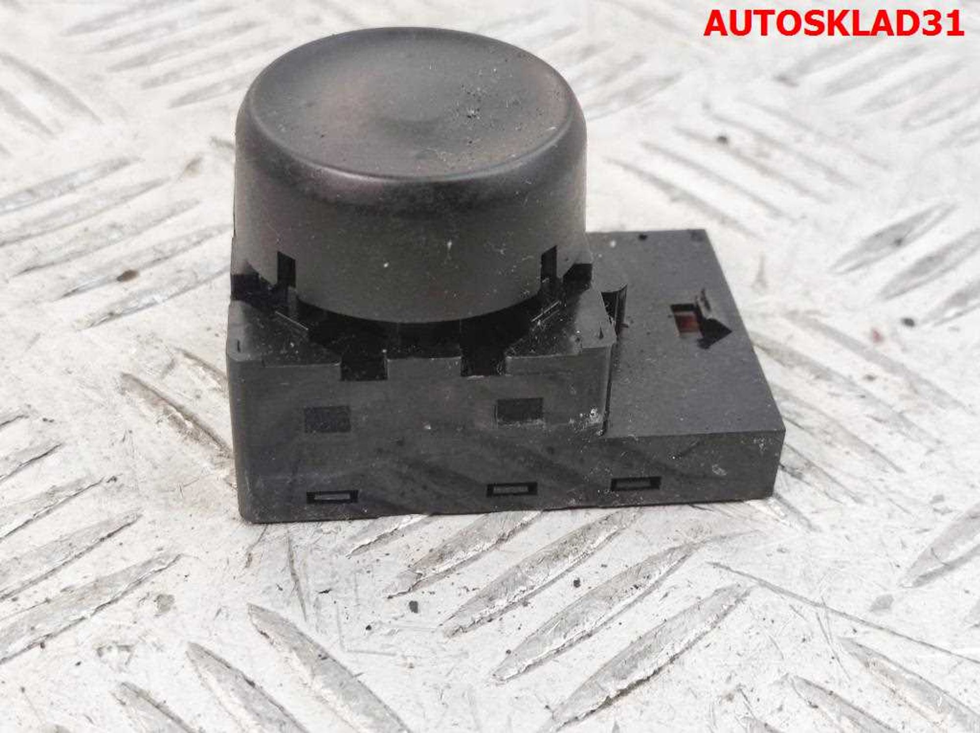 Кнопка регулировки сиденья Opel Insignia 13285104, 1000 рублей, Дубовое