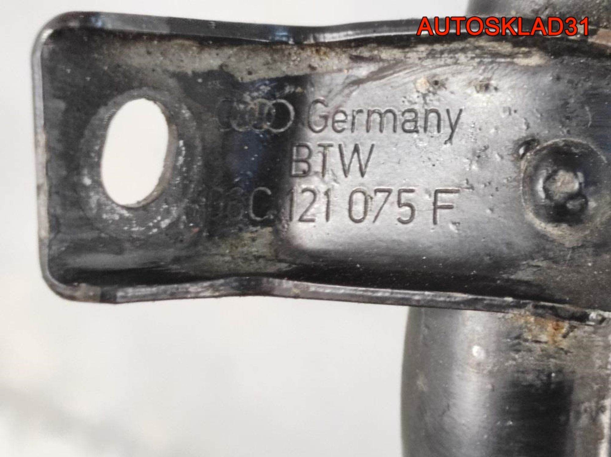 Трубка радиатора Audi A4 B6 3,0 ASN 06C121075F, 1000 рублей, Дубовое